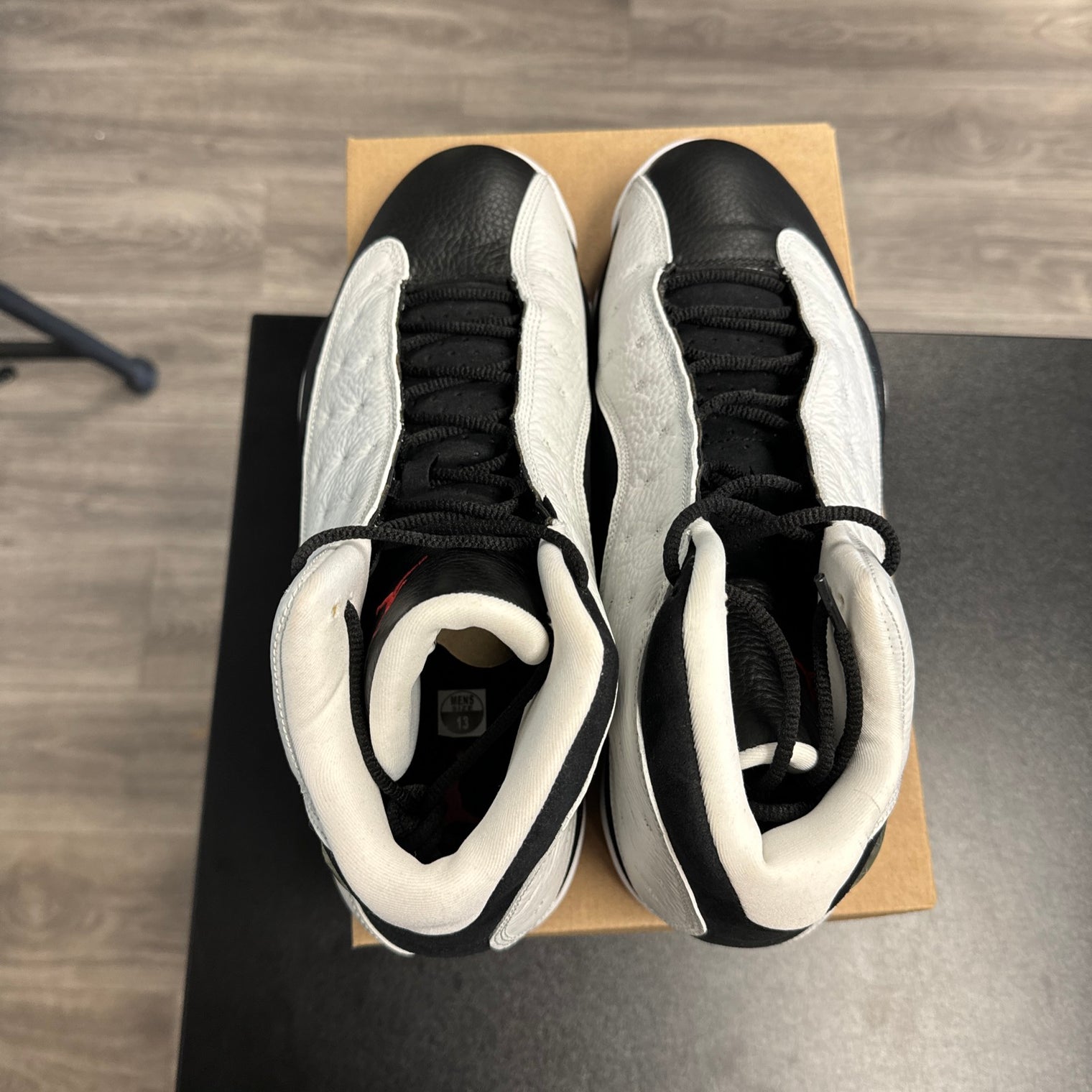 He got Game Jordan 13 (2013) (No box)