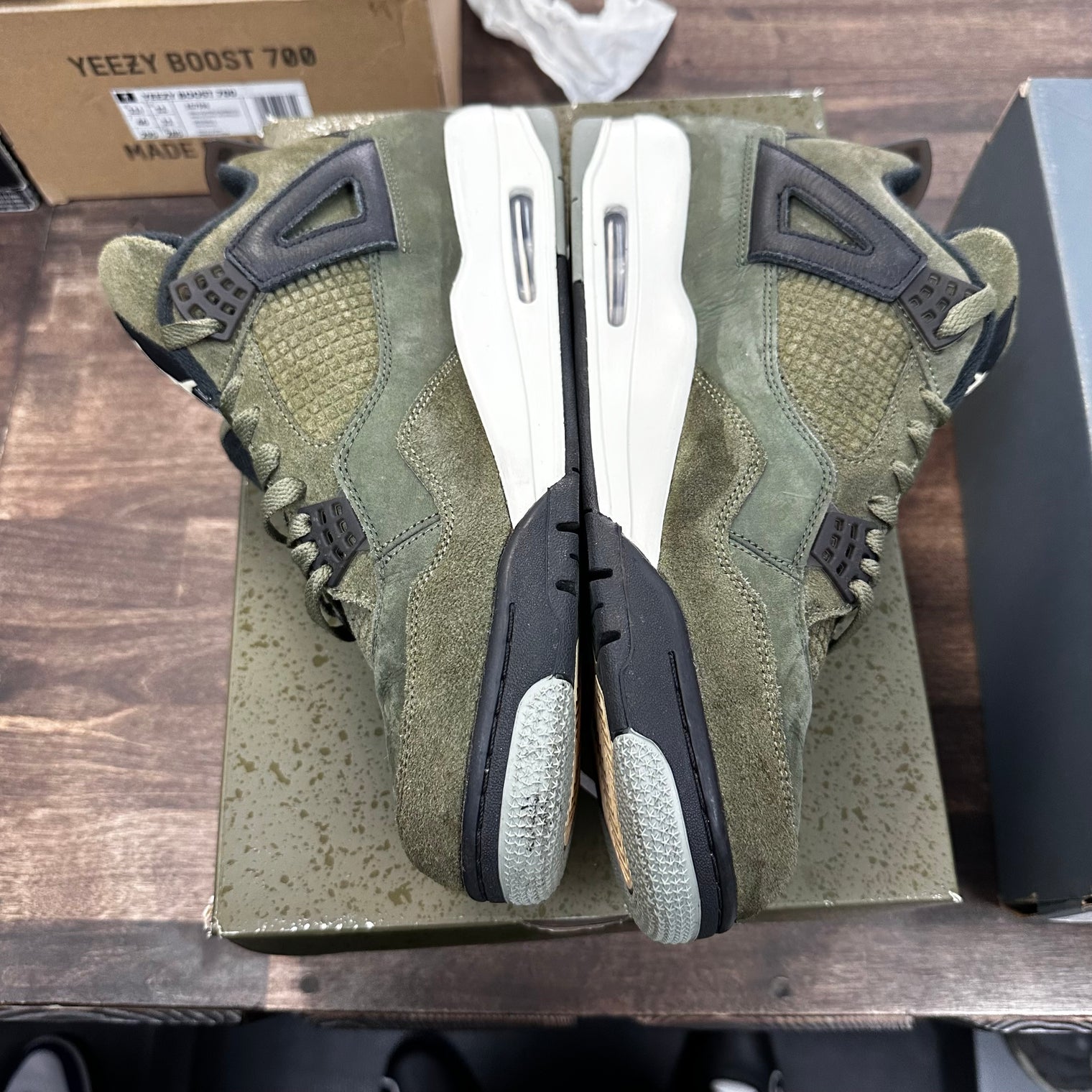 Craft Olive Jordan 4 (USED)