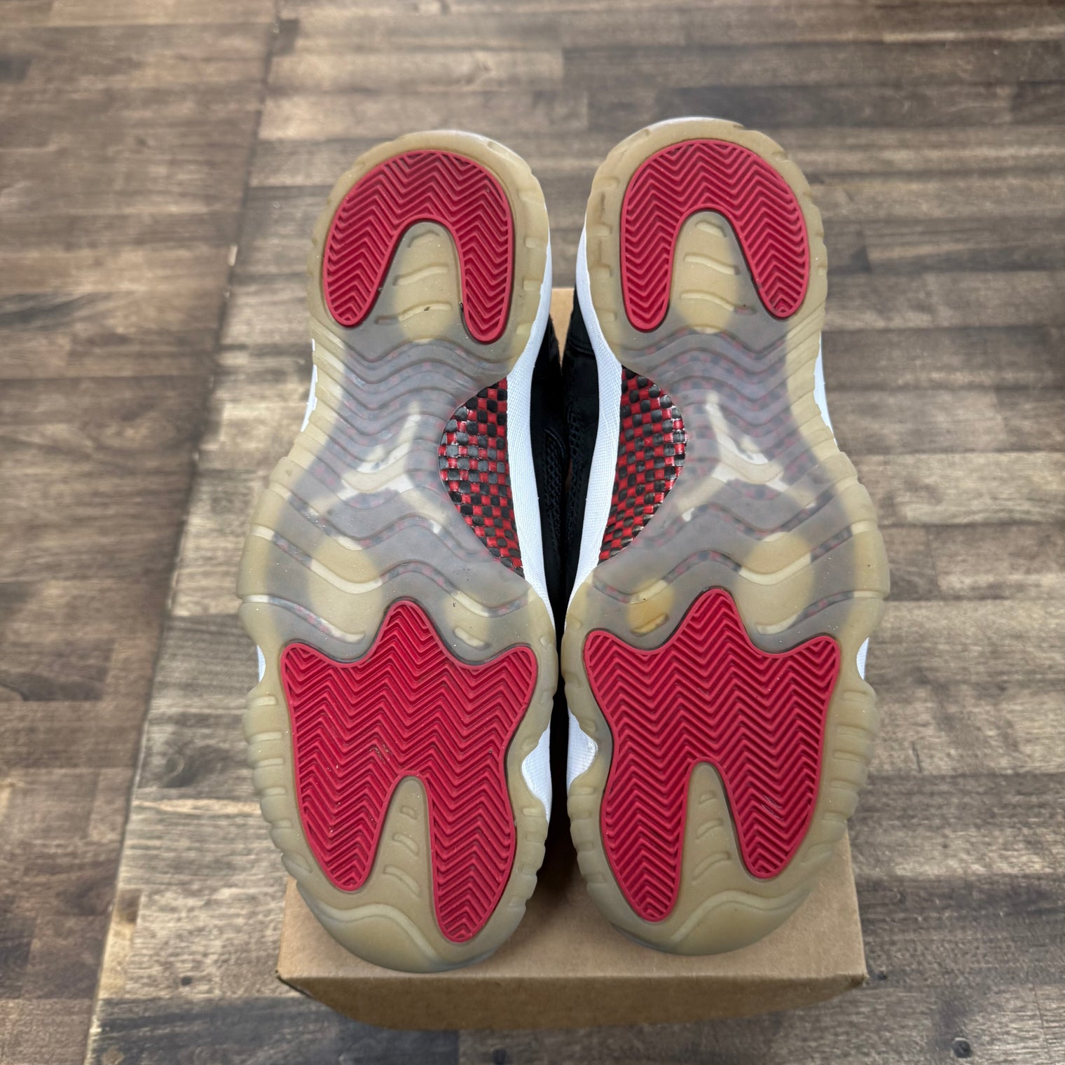 Bred Jordan 11 Retro Low IE (2021) (USED, No Box)