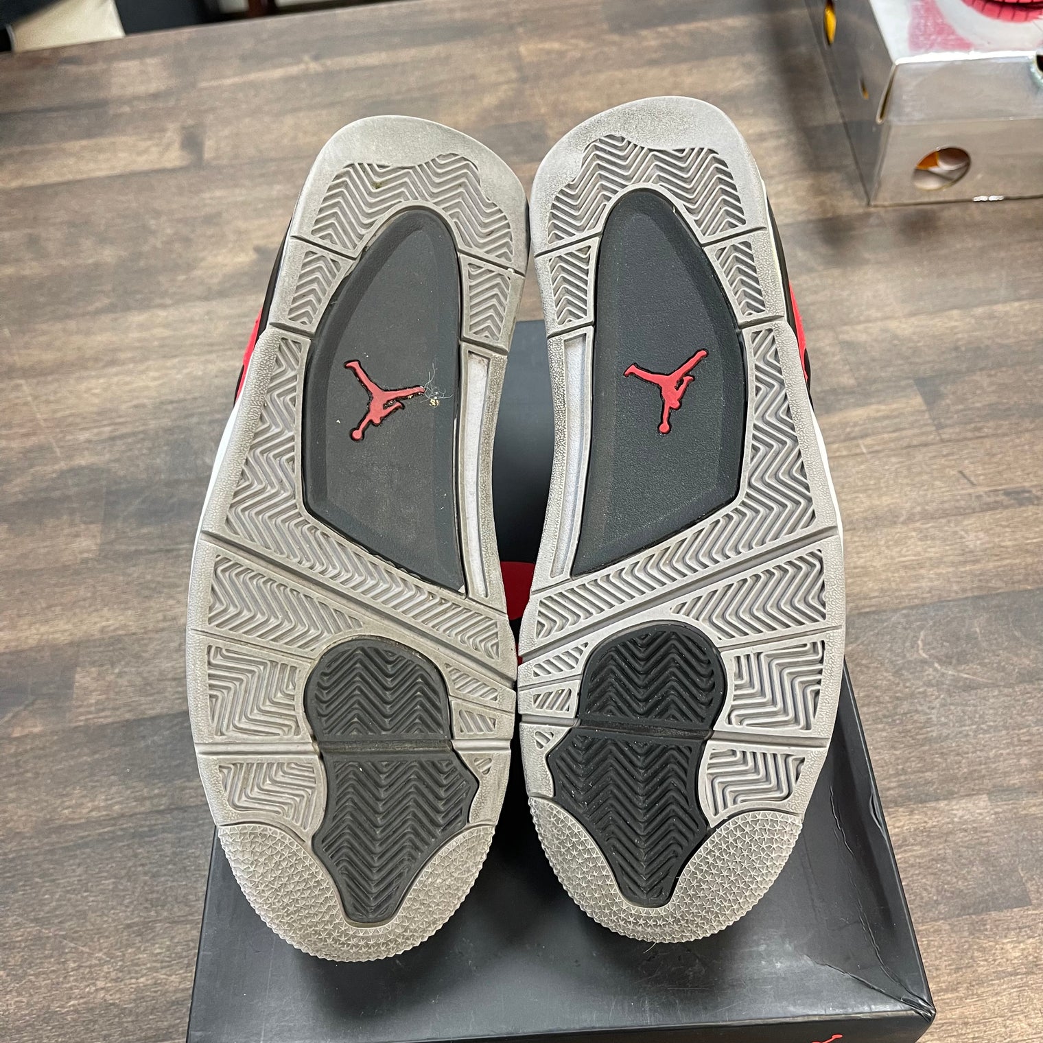 Toro Jordan 4 (USED)