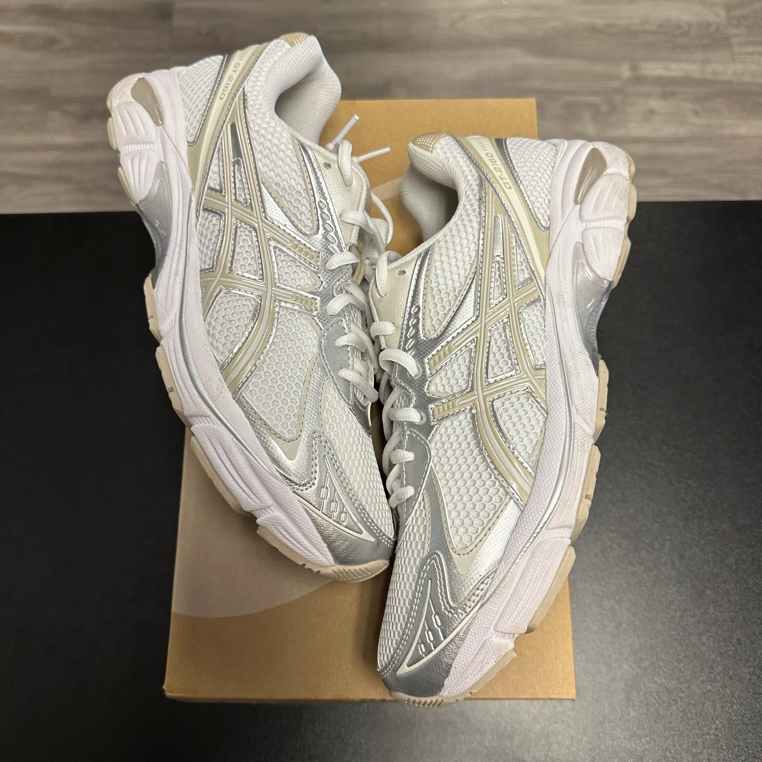 White Putty Asics Gt-2160 (USED)
