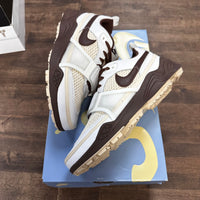 Field Jaxx Chocolate Travis Scott (Lightly Worn)
