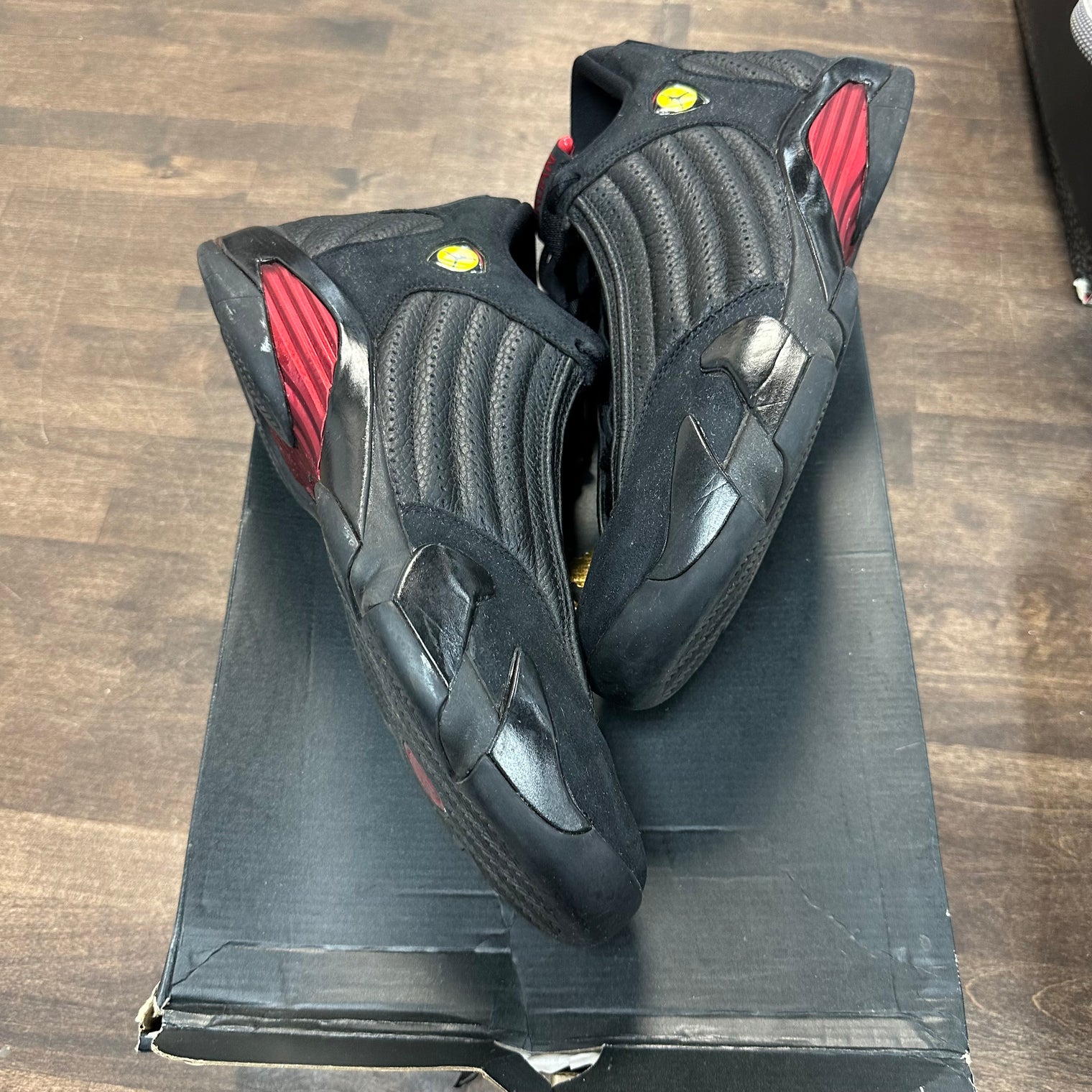 Last Shot Jordan 14 (USED)