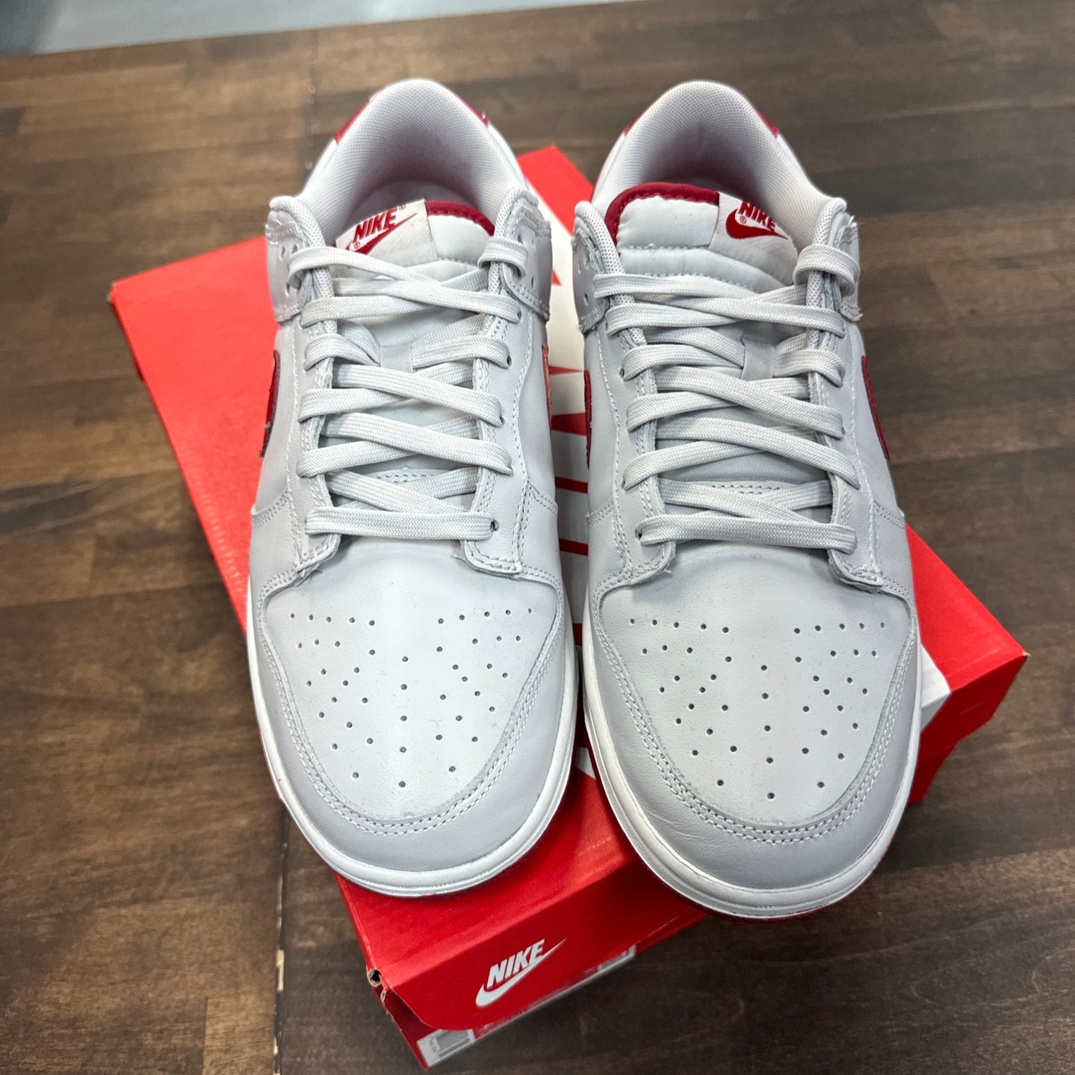 Vast Grey Varsity Red Dunk Low (USED)