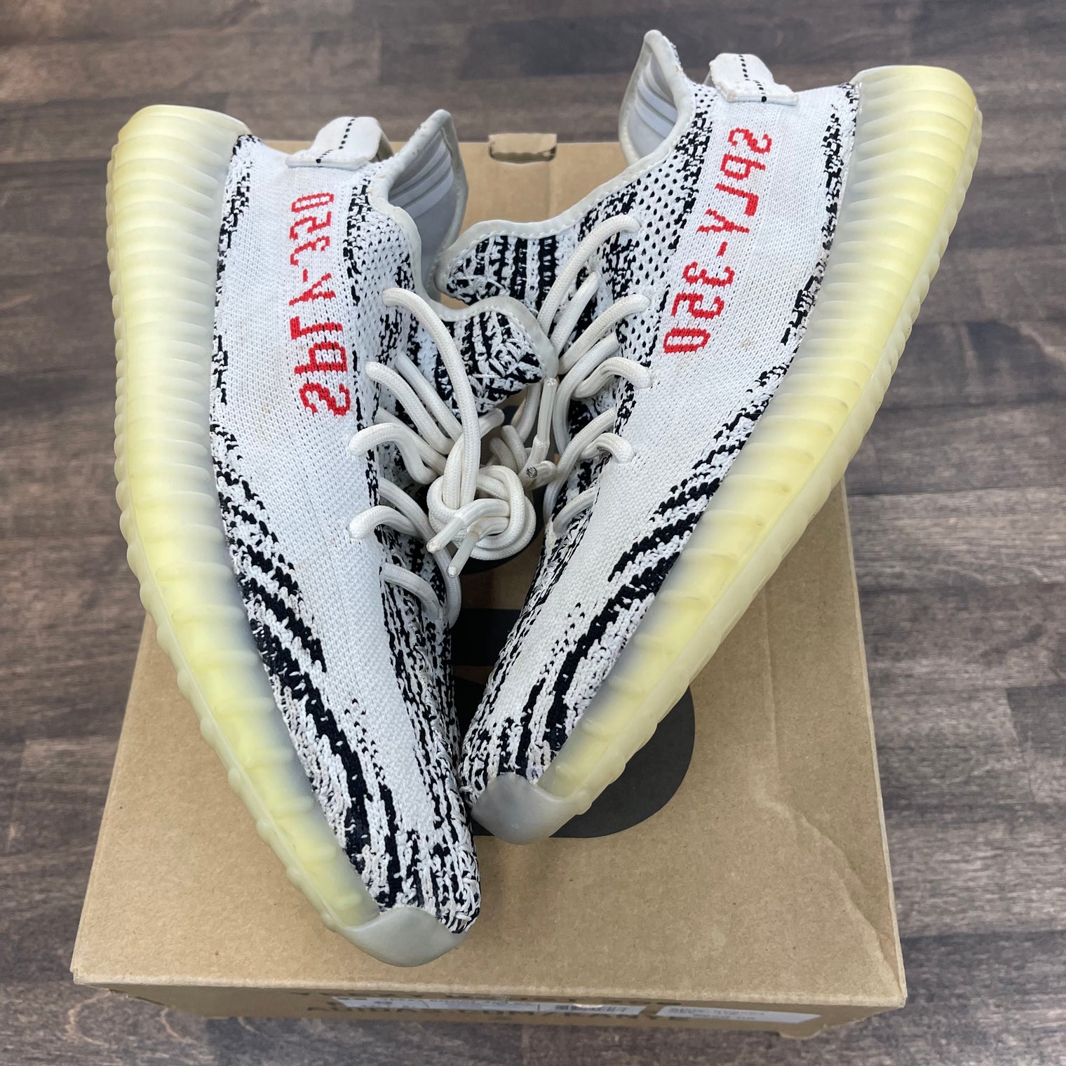 Zebra Yeezy 350 (USED)