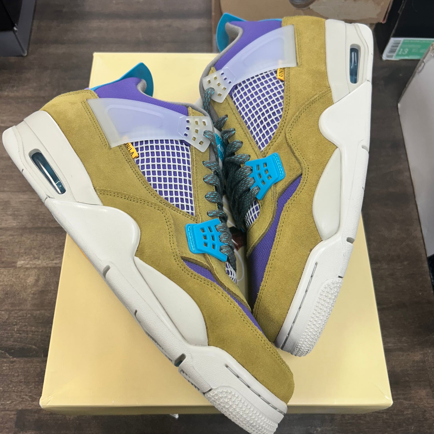 Union LA Moss Jordan 4 (USED)