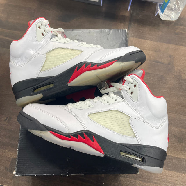 Fire Red Jordan 5 (USED)