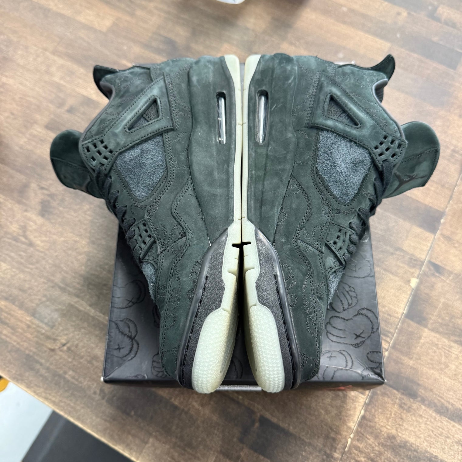 Kaws Black Jordan 4 Retro (USED)