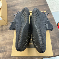 Black Static Yeezy 350 (USED)