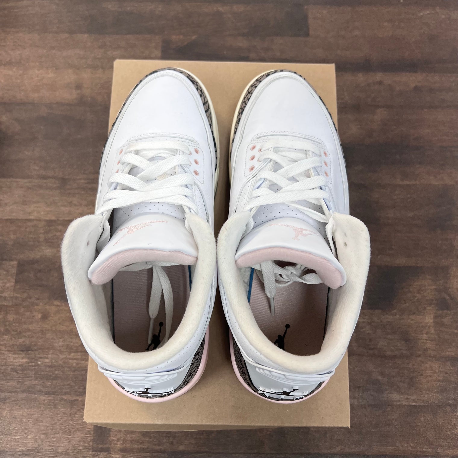 (W) Neapolitan Jordan 3 (USED,No Box)