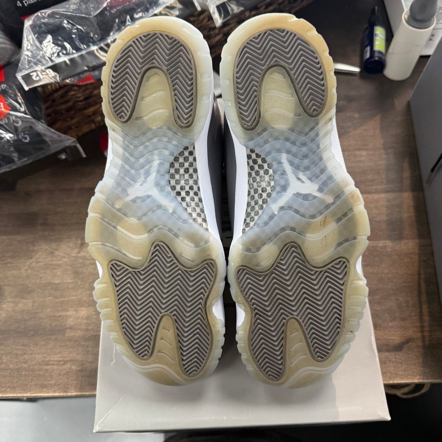 Cool Grey Jordan 11 (2021) (USED)
