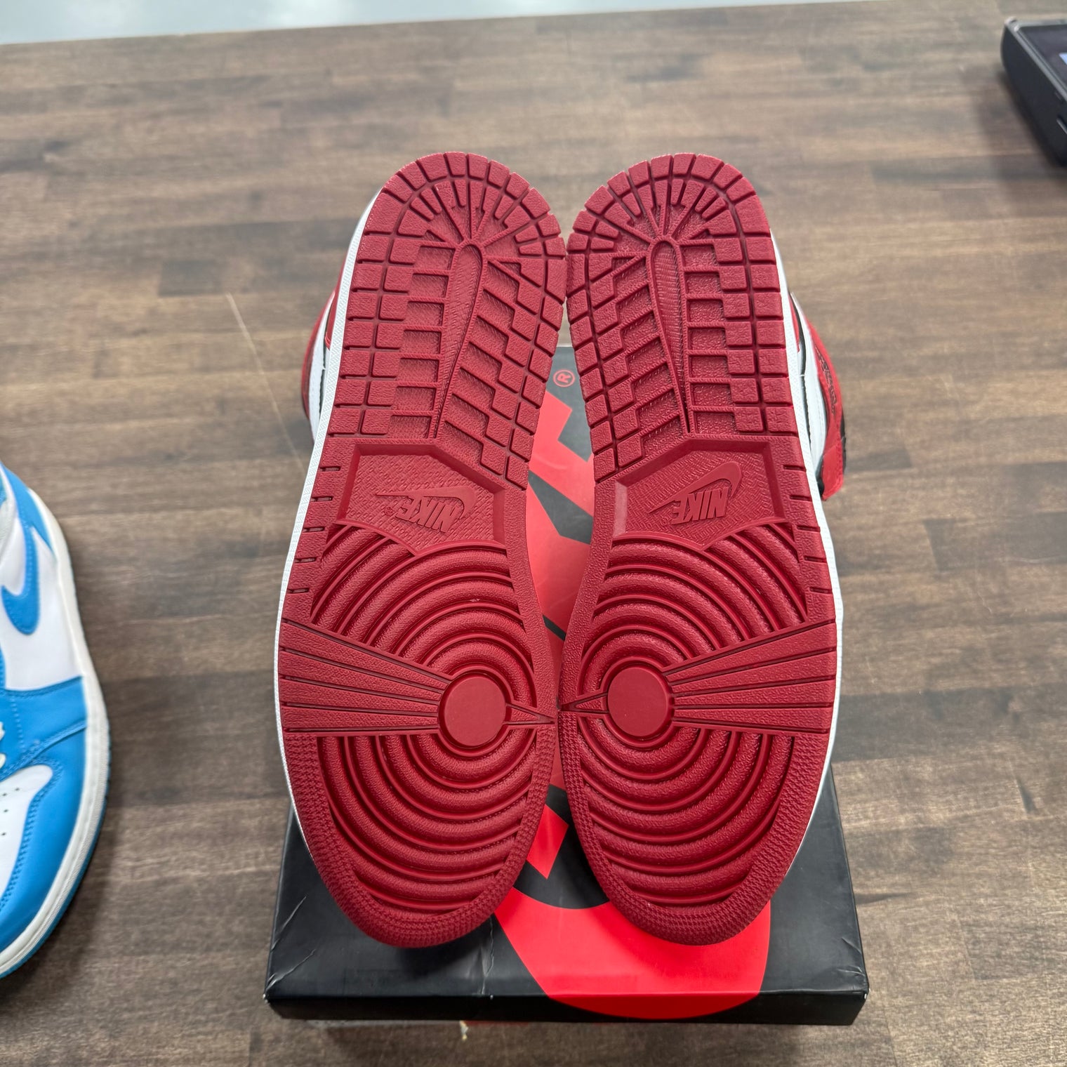 Jordan 1 Retro Black Toe (2016) (Men's) (US 11.5) (Tried On)