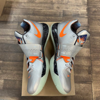 Galaxy Nike KD 4 (USED, No Insoles, No Box)