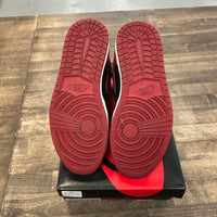 Bred Jordan 1 High 2013 (USED)