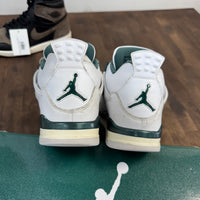 Oxidized Green Jordan 4 Retro (USED)