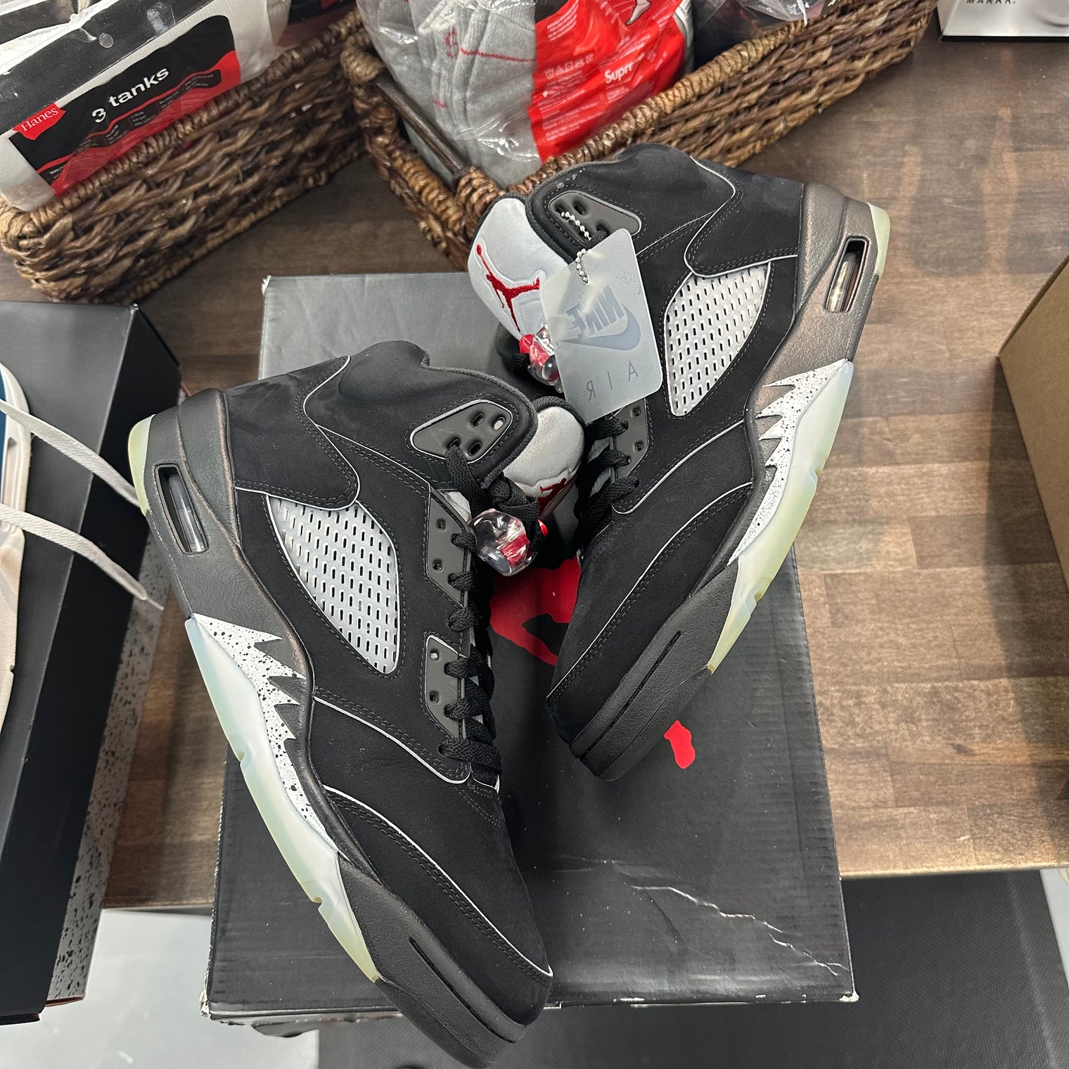 Black Metallic Jordan 5 (2025) (USED)