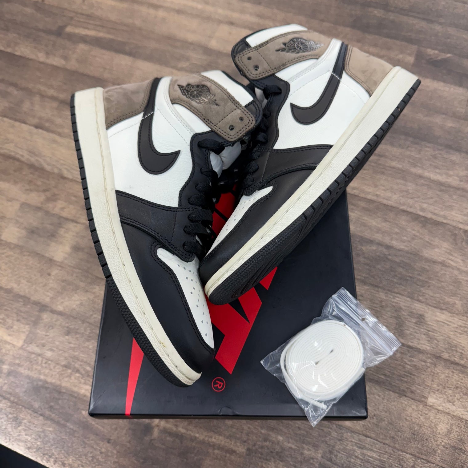 Mocha Jordan 1 High (USED)