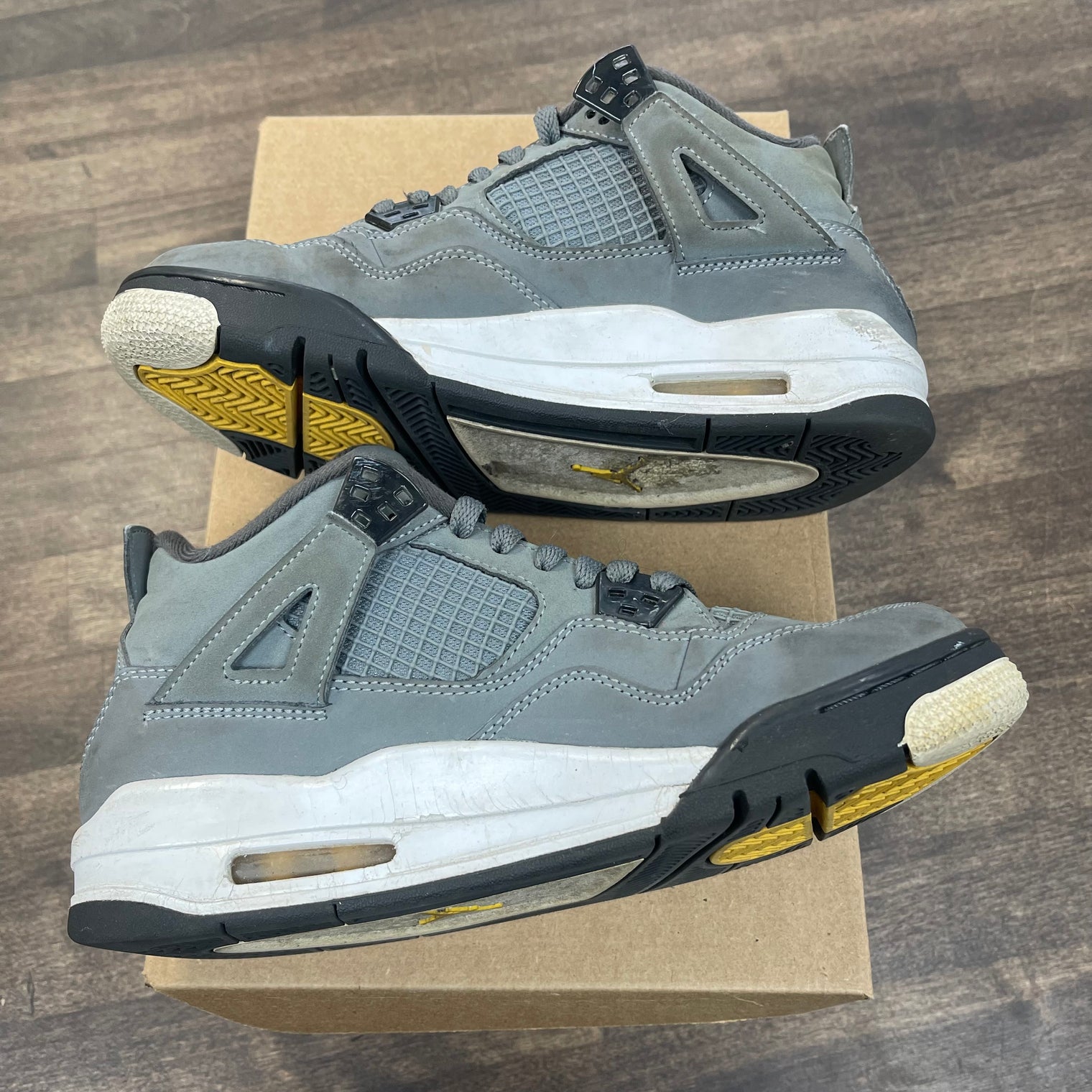Cool Grey Jordan 4 (GS) (USED, No Box)