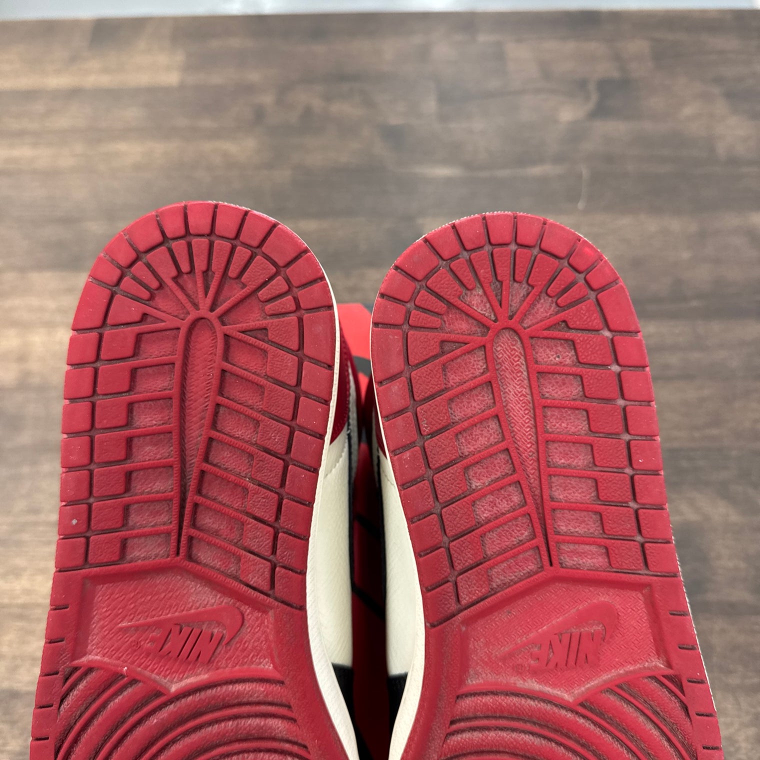Bred Toe Jordan 1 High (USED)