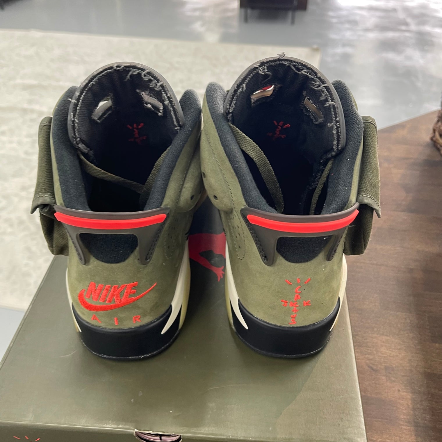 Jordan Travis 6 Green (USED)