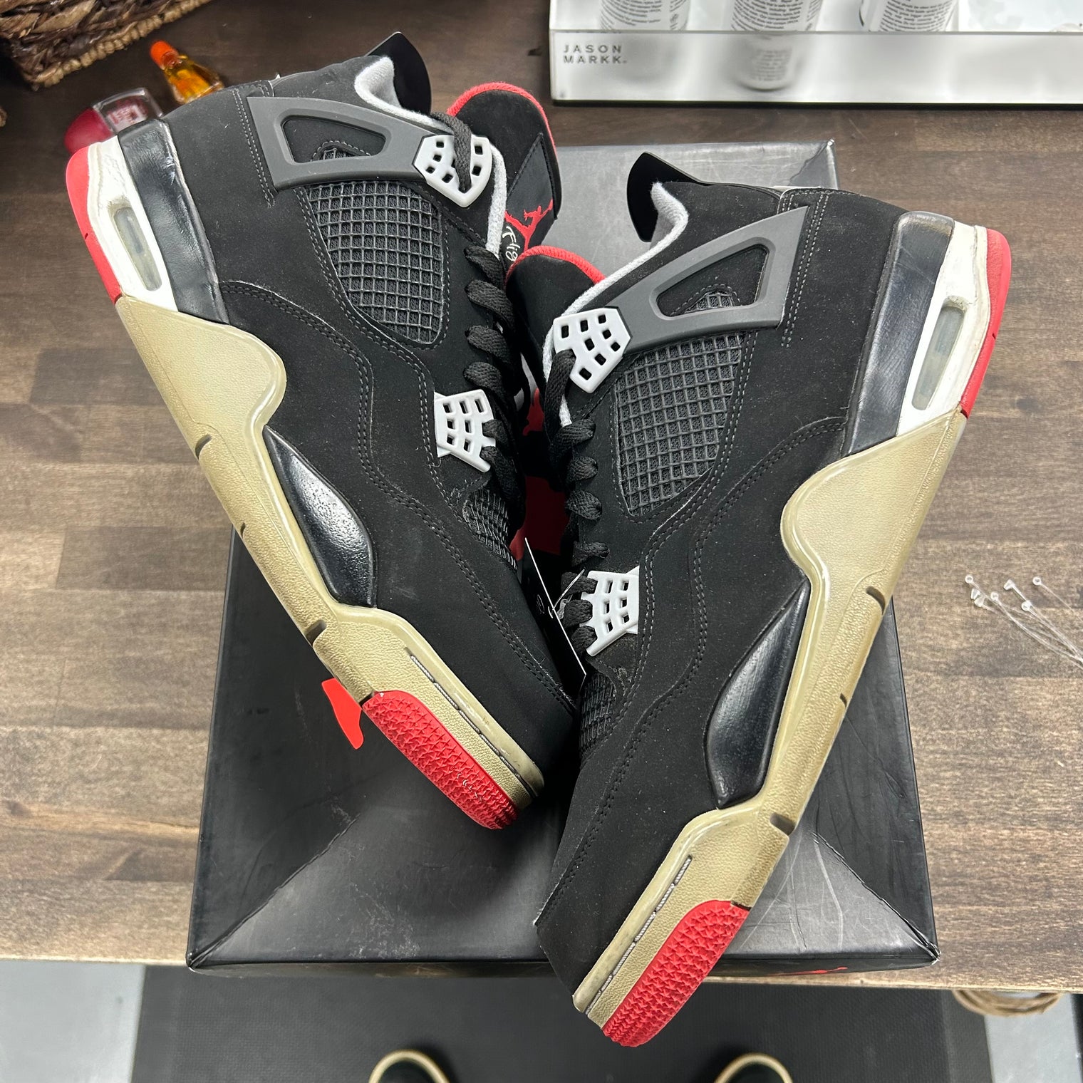 Bred Jordan 4 (2019) (USED)
