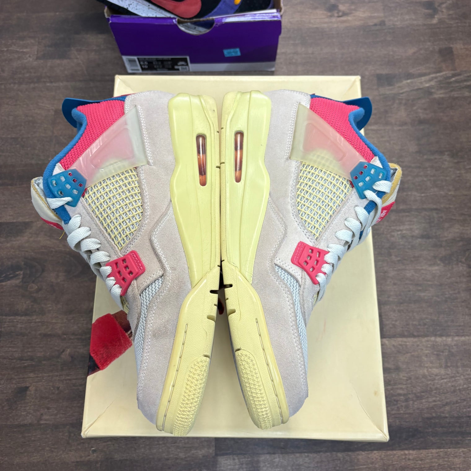 Union LA Jordan 4 Guava Ice (USED)