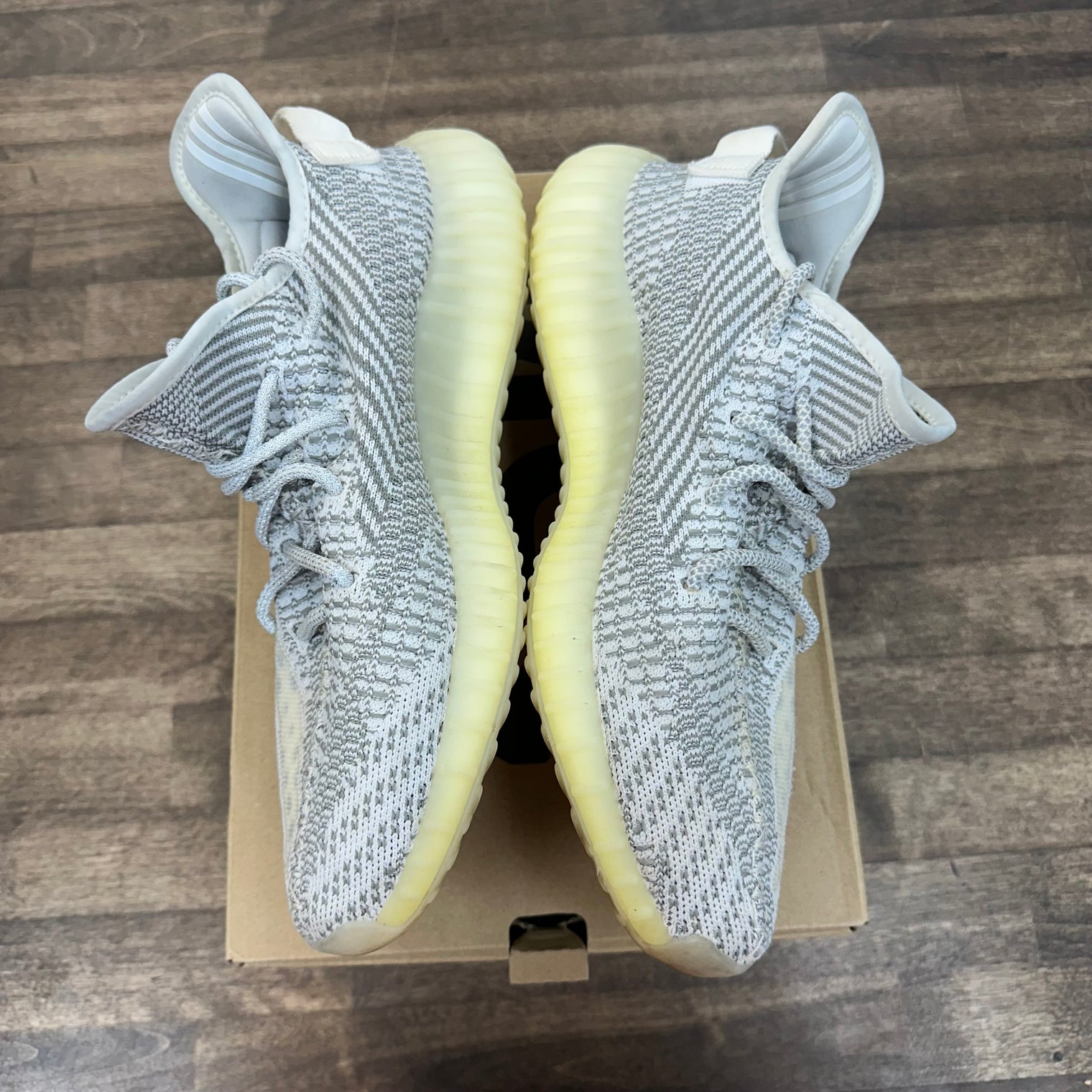 Static Yeezy 350 (Non-Reflective) (USED, No Insoles)
