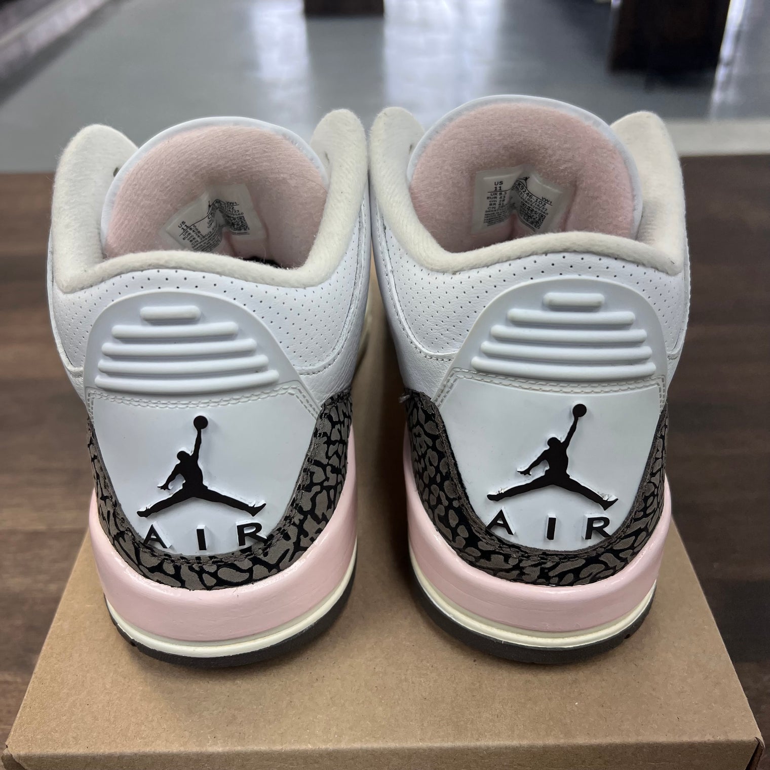 (W) Neapolitan Jordan 3 (USED,No Box)