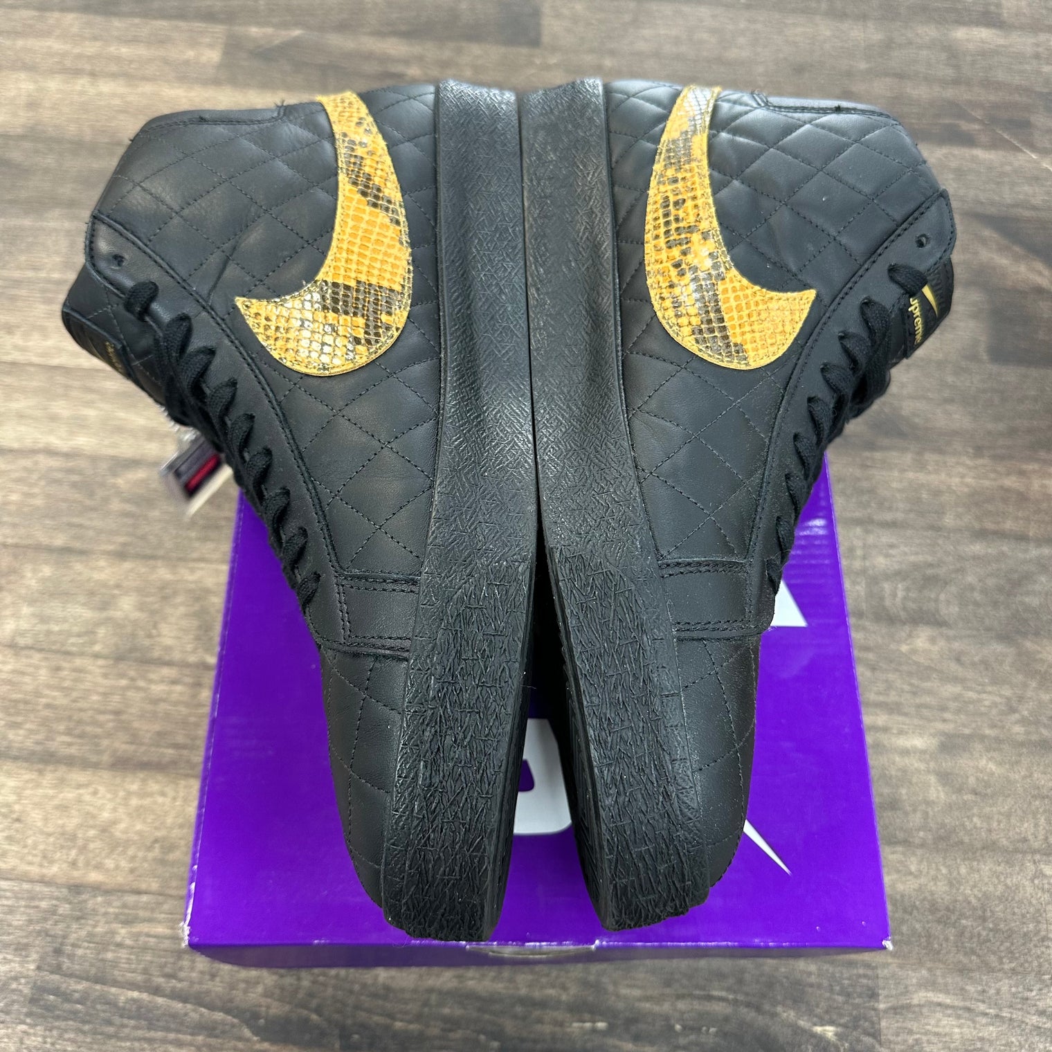 Supreme Blazer Black Mid QS (USED)