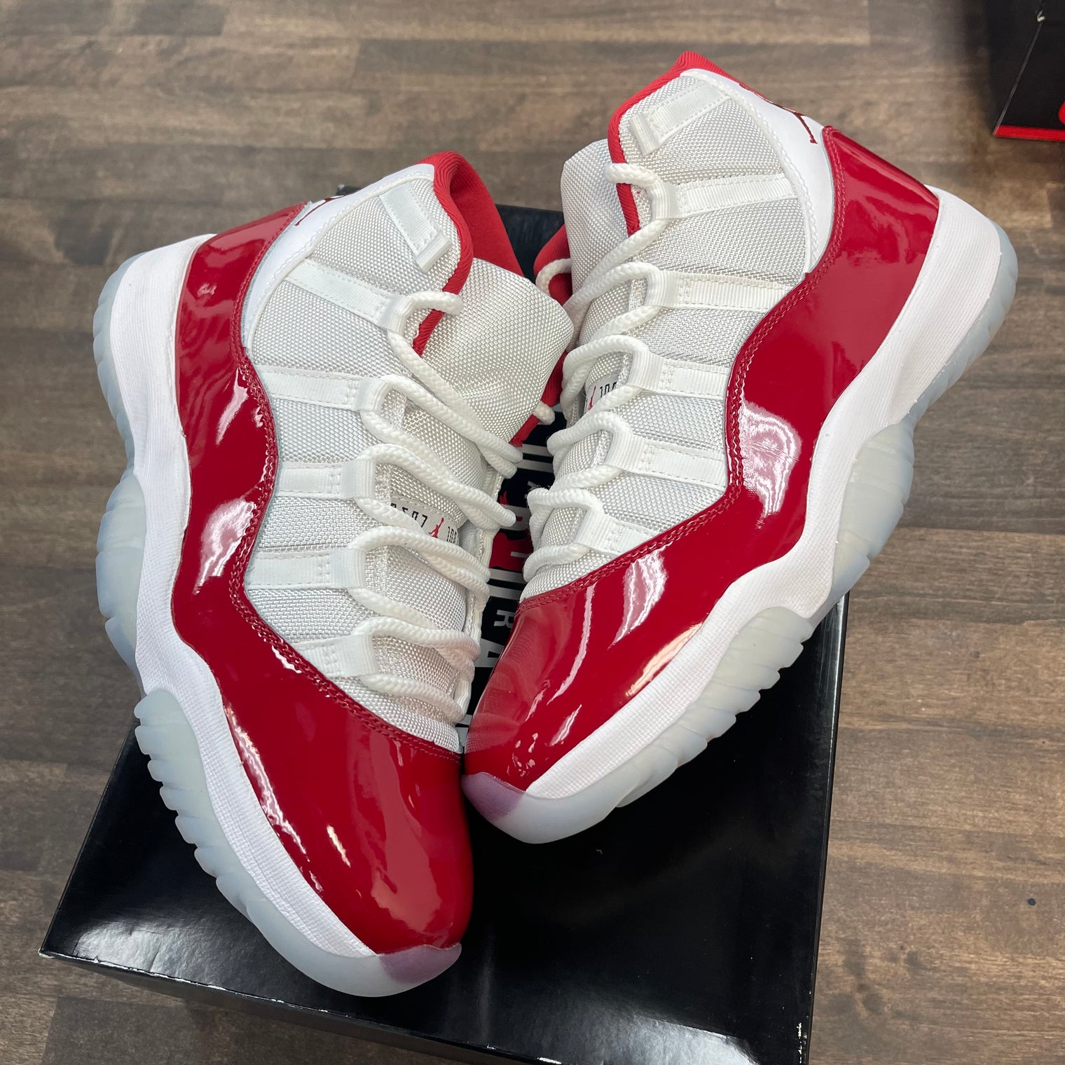 Jordan 11 Retro Cherry (USED)