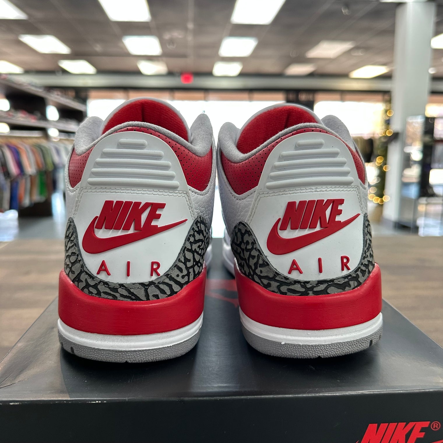 Fire Red Jordan 3 Retro (2020) (USED)