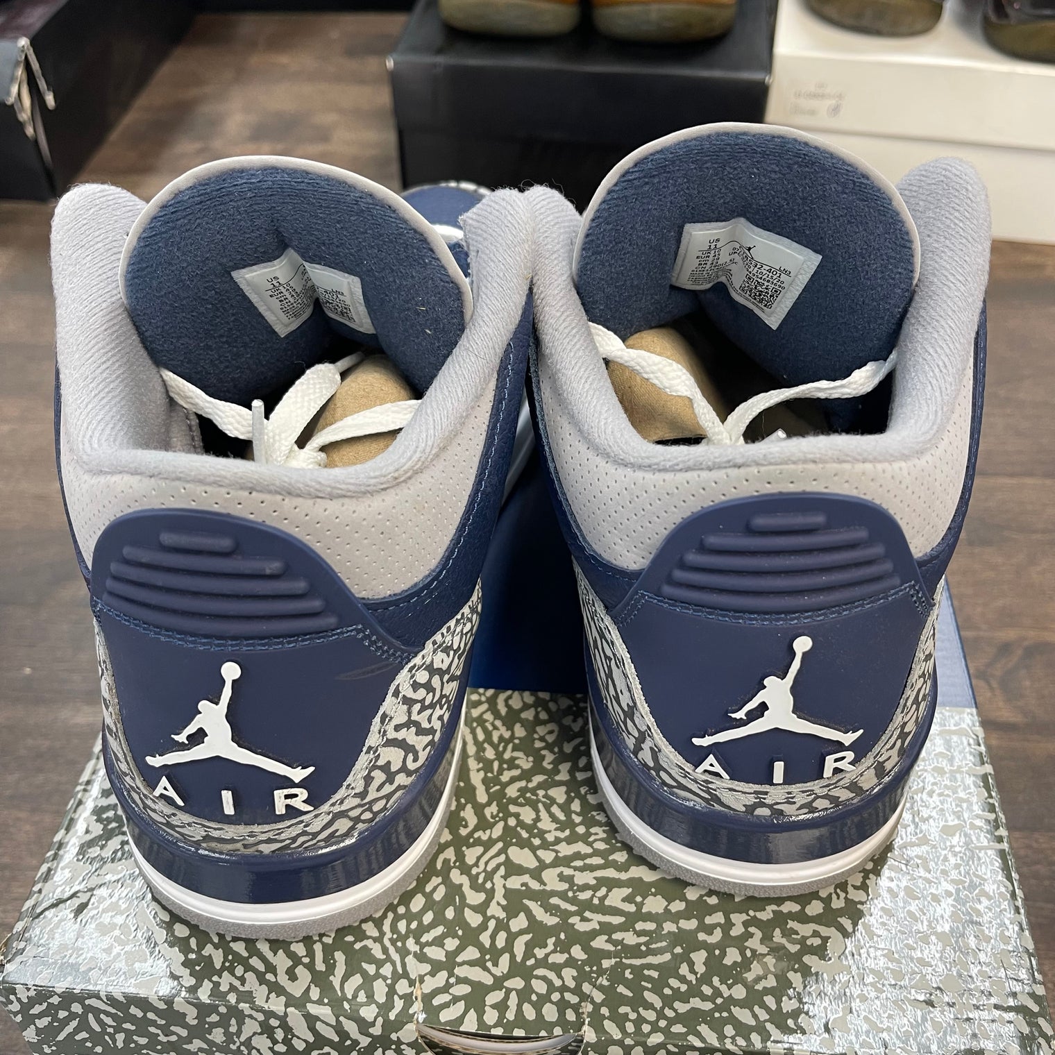 Georgetown Jordan 3 Retro (USED)