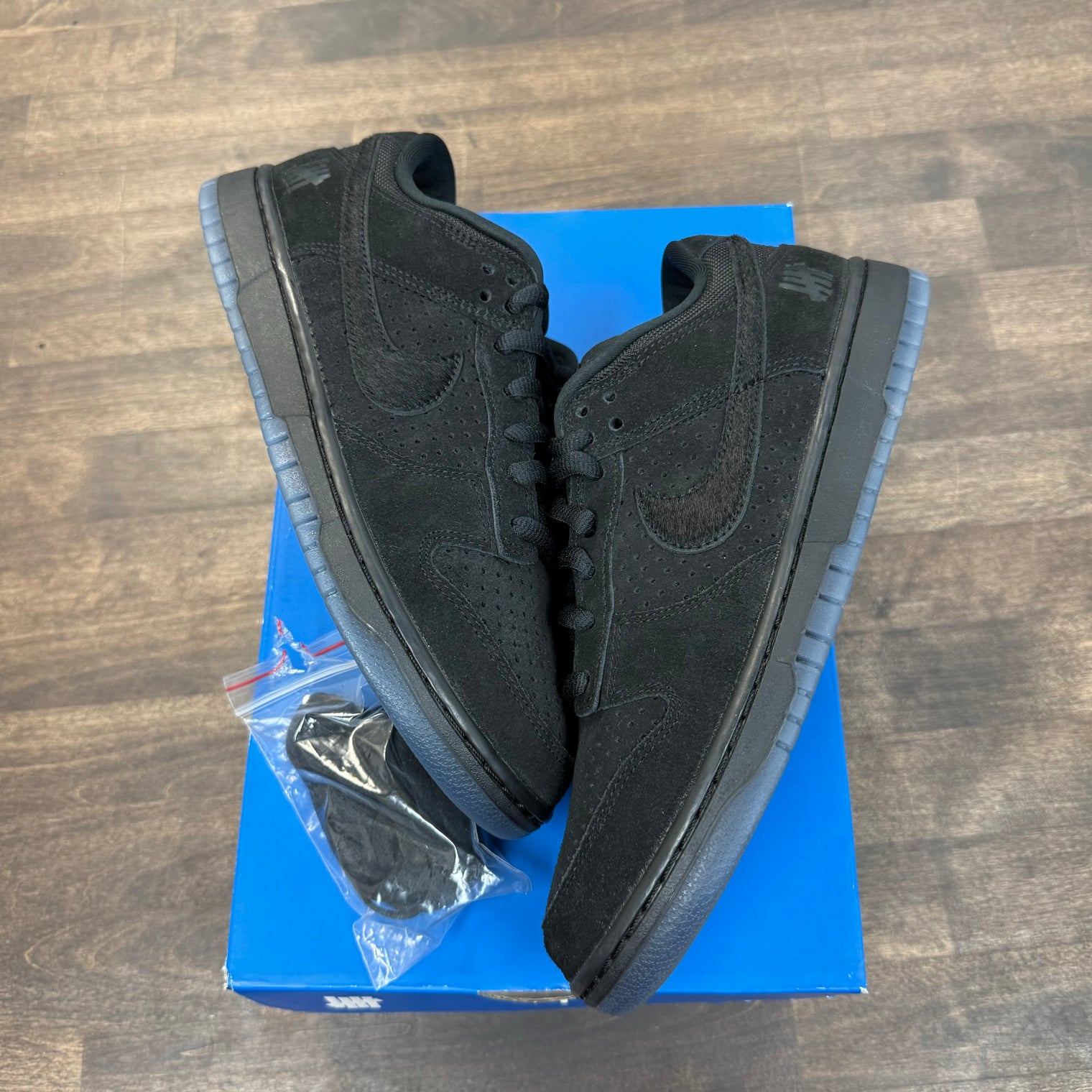Undefeated Nike 5 On It Dunk (Lightly Worn)