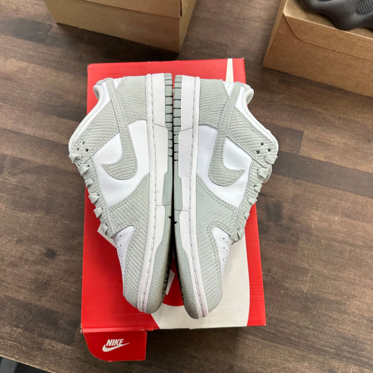 Light Silver Corduroy Nike Dunk Low (W) (USED)