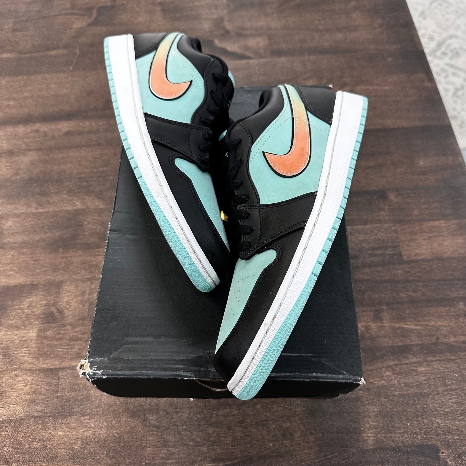Tropical Twist Jordan 1 Low (USED)