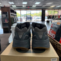 Geode Yeezy 700 (USED)