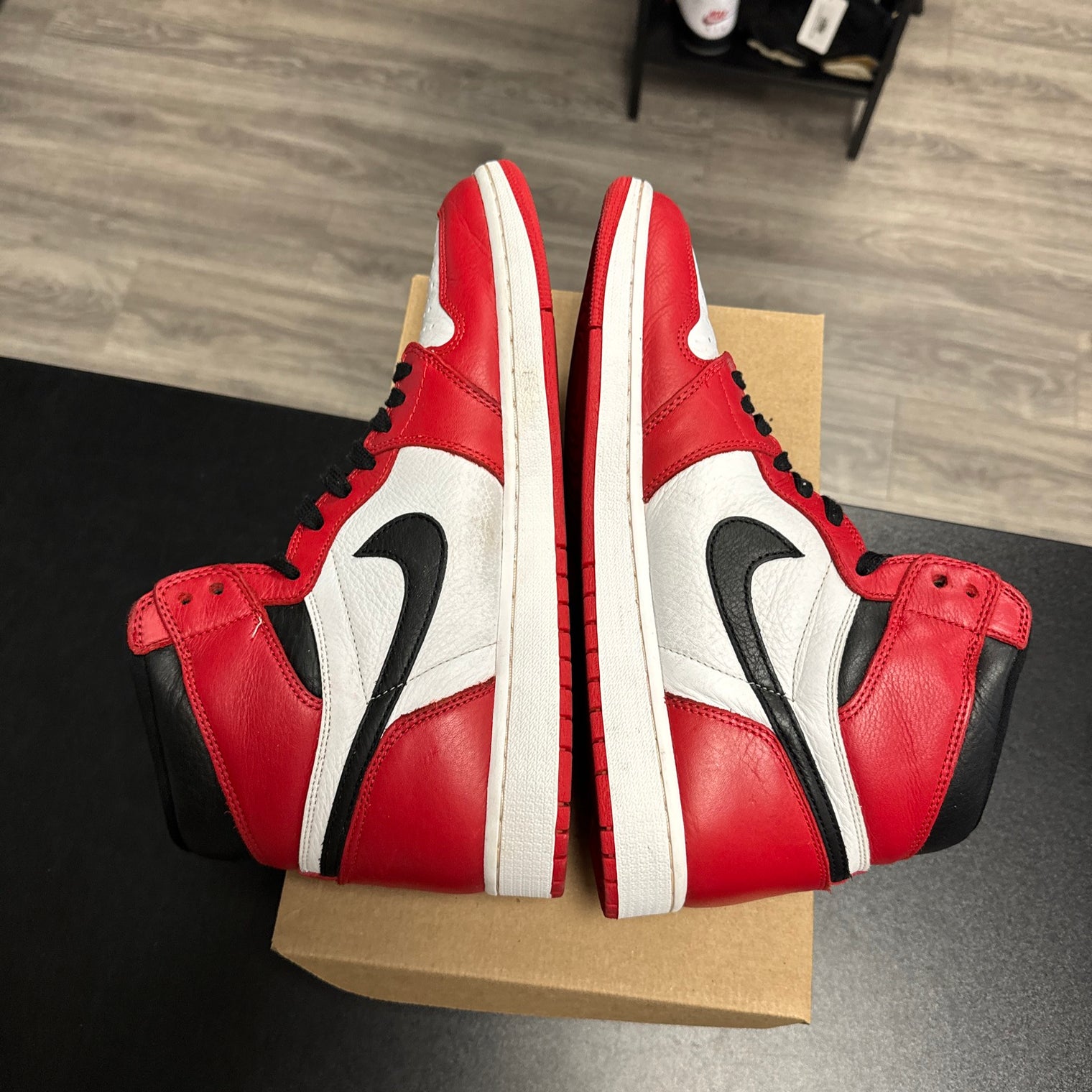 Homage to Home Jordan 1 High (USED;NO BOX)