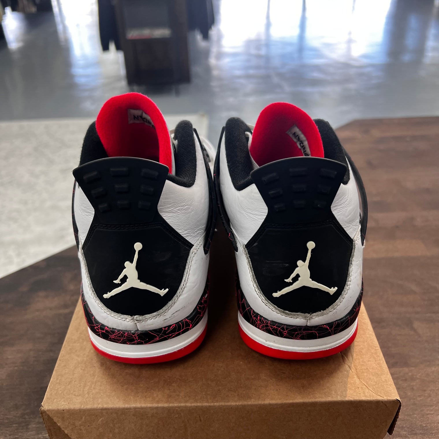 Flight Nostalgia Jordan 4 (USED, no box)