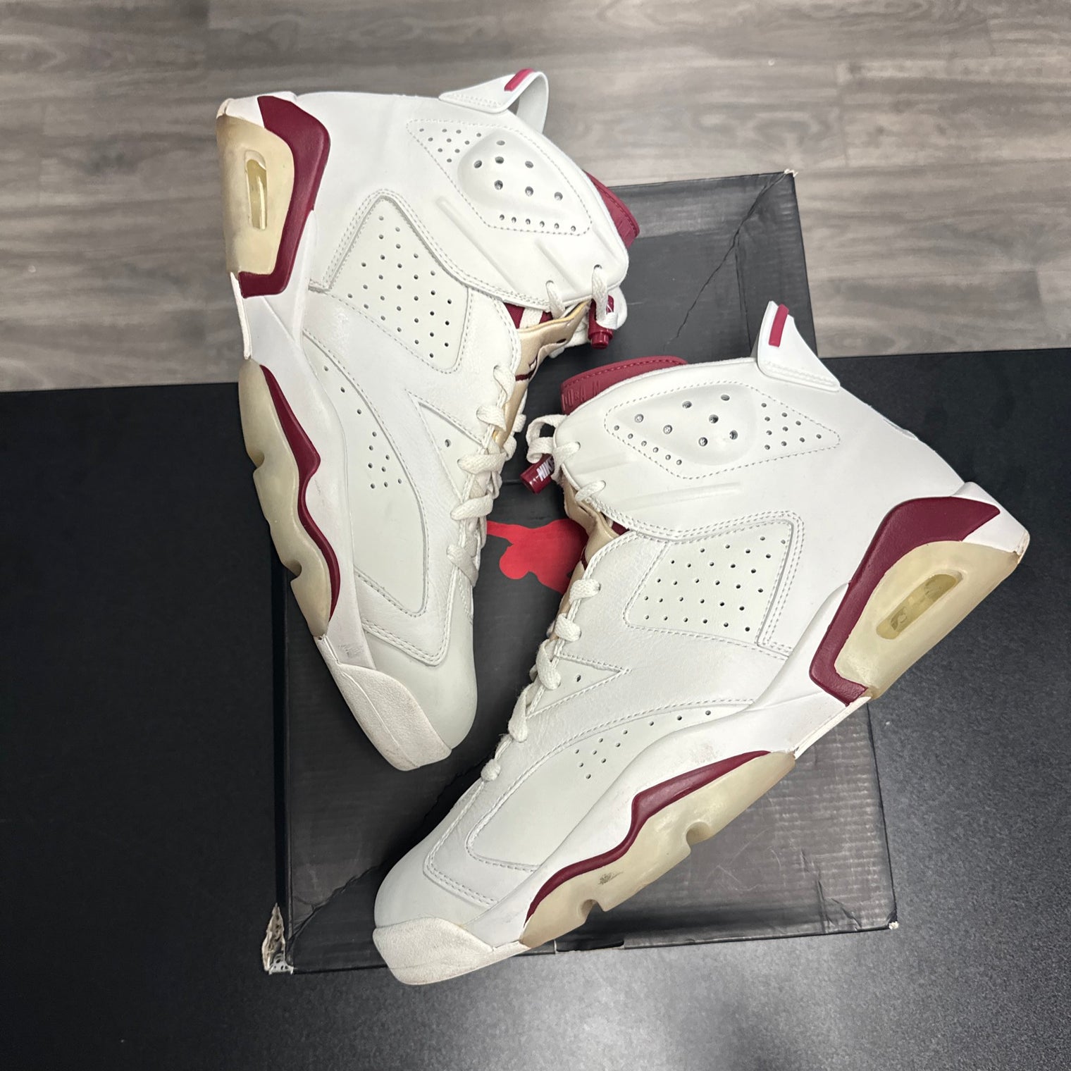 Maroon Jordan 6 (USED)