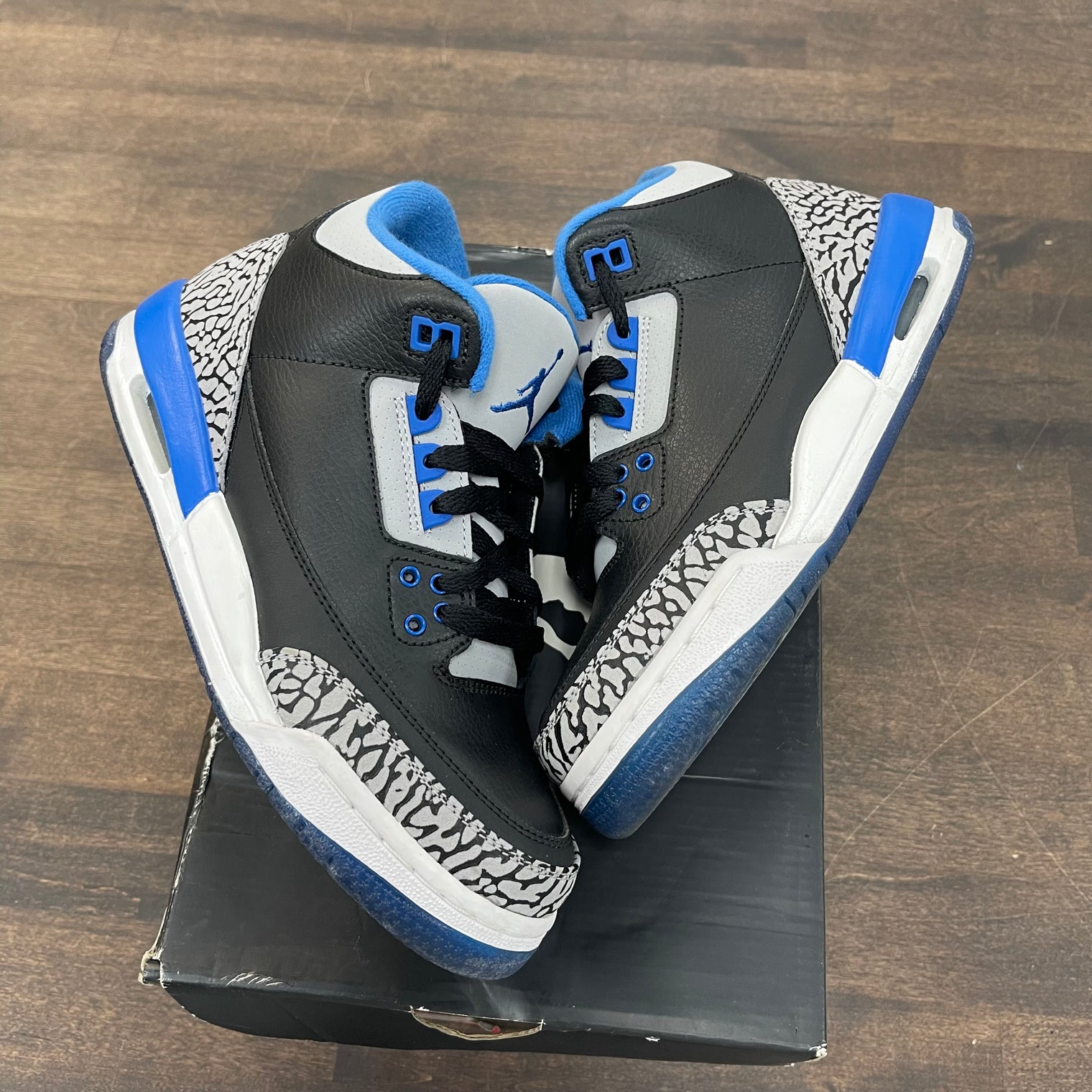 (GS) Sport Blue Jordan 3 (USED)