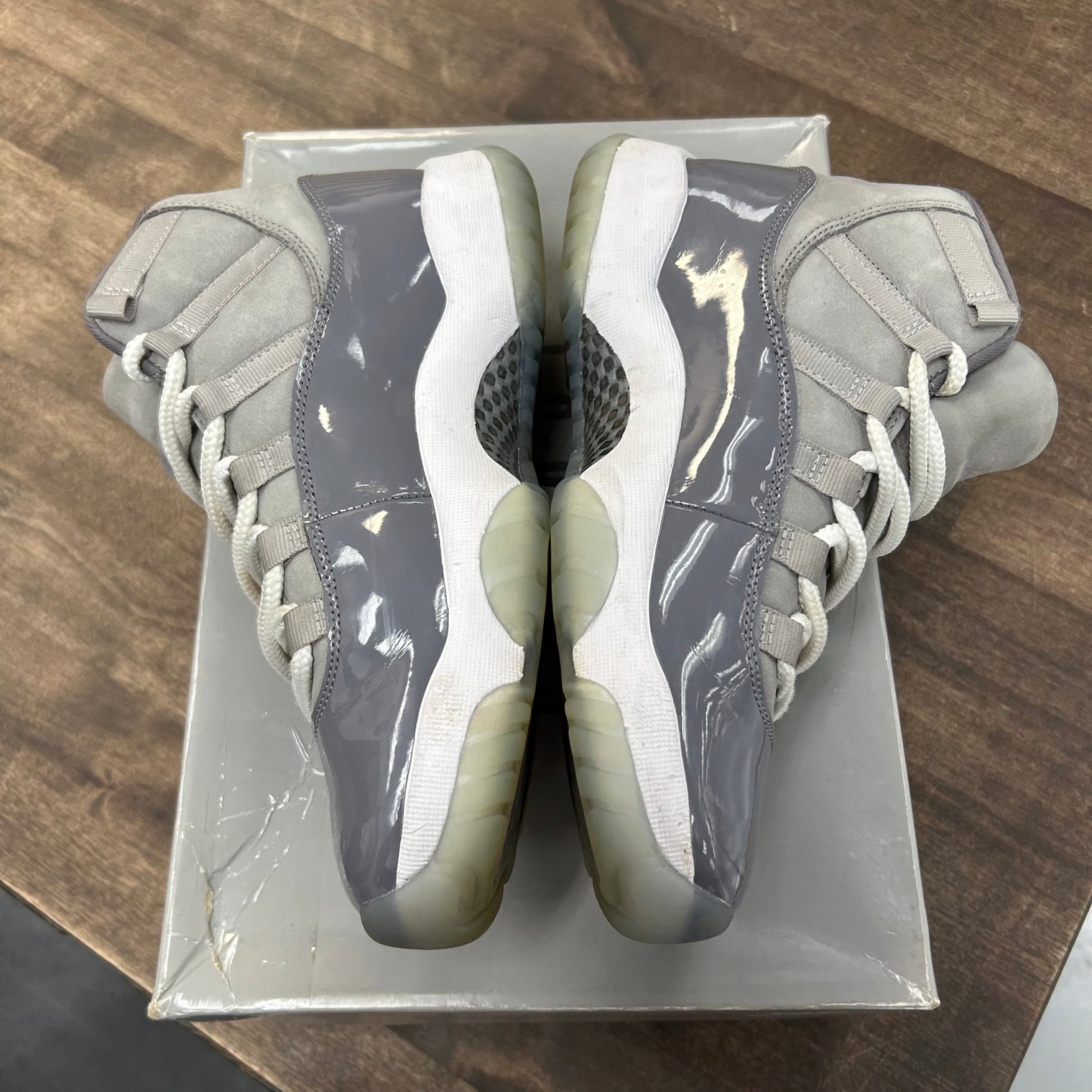 Cool Grey Jordan 11 (USED)