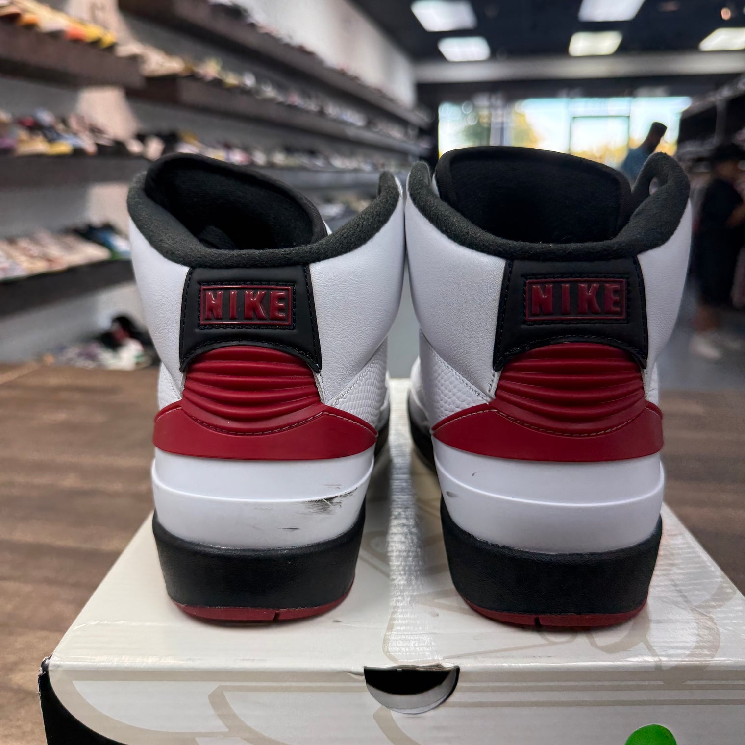 Chicago Jordan 2 OG (2022) (USED)