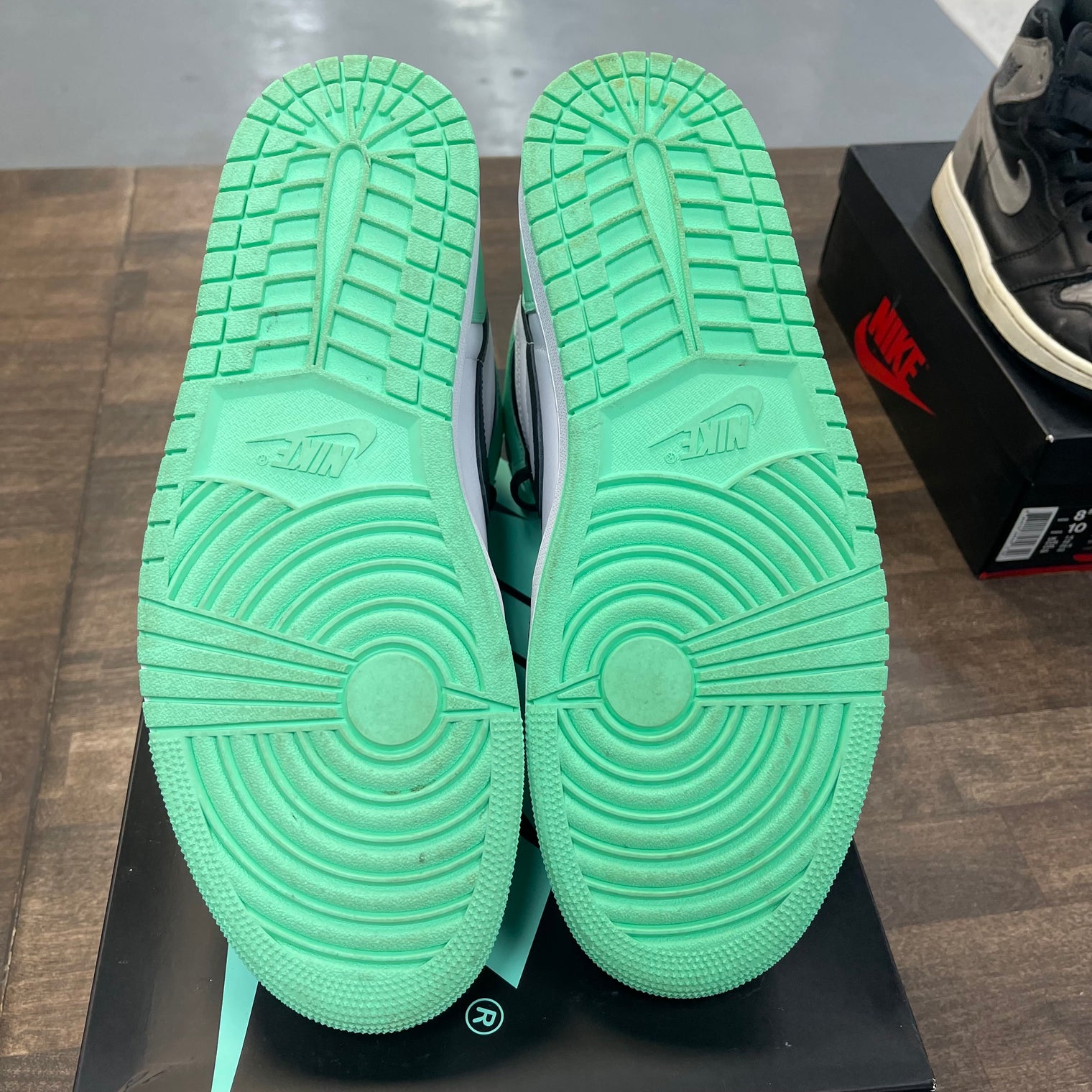 Green Glow Jordan 1 High (USED)