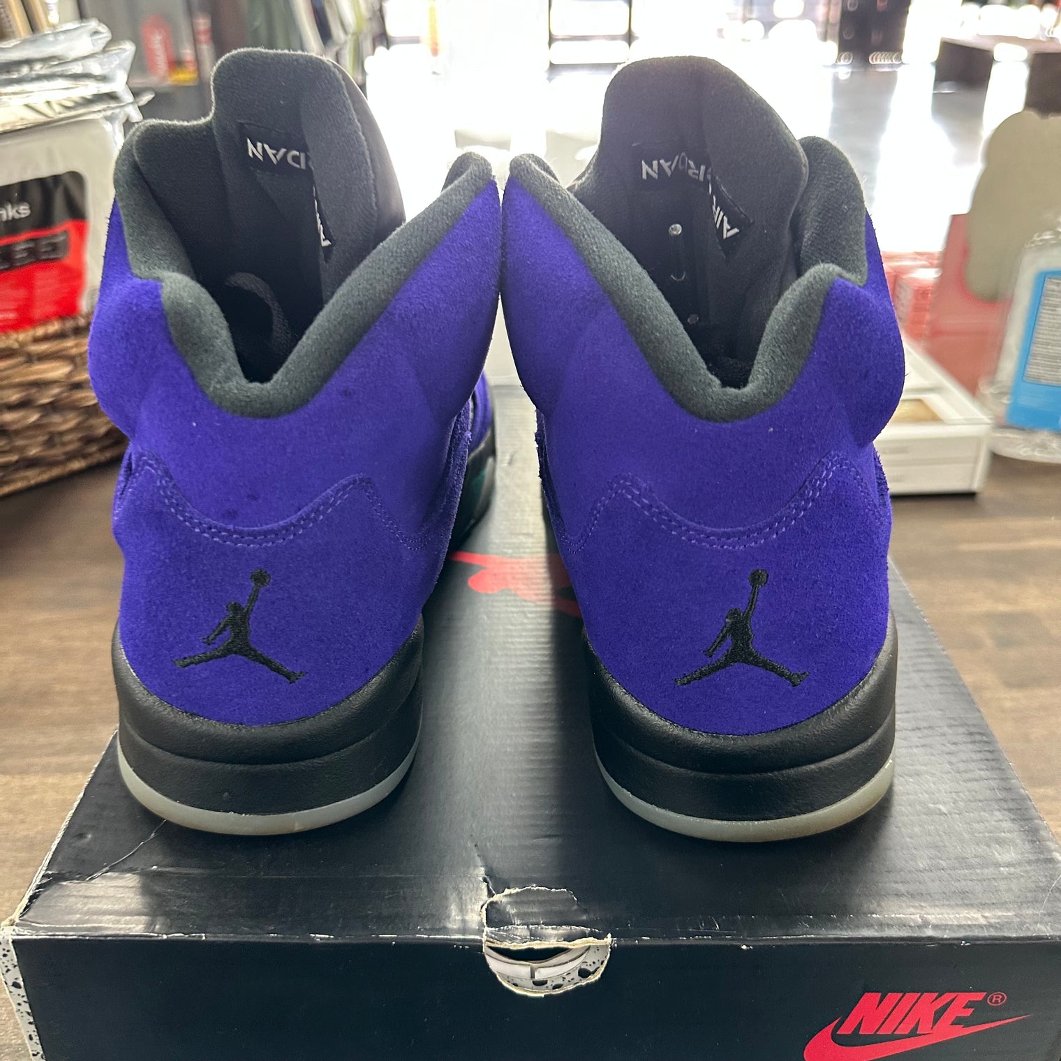 Alternate Grape Jordan 5 (USED)