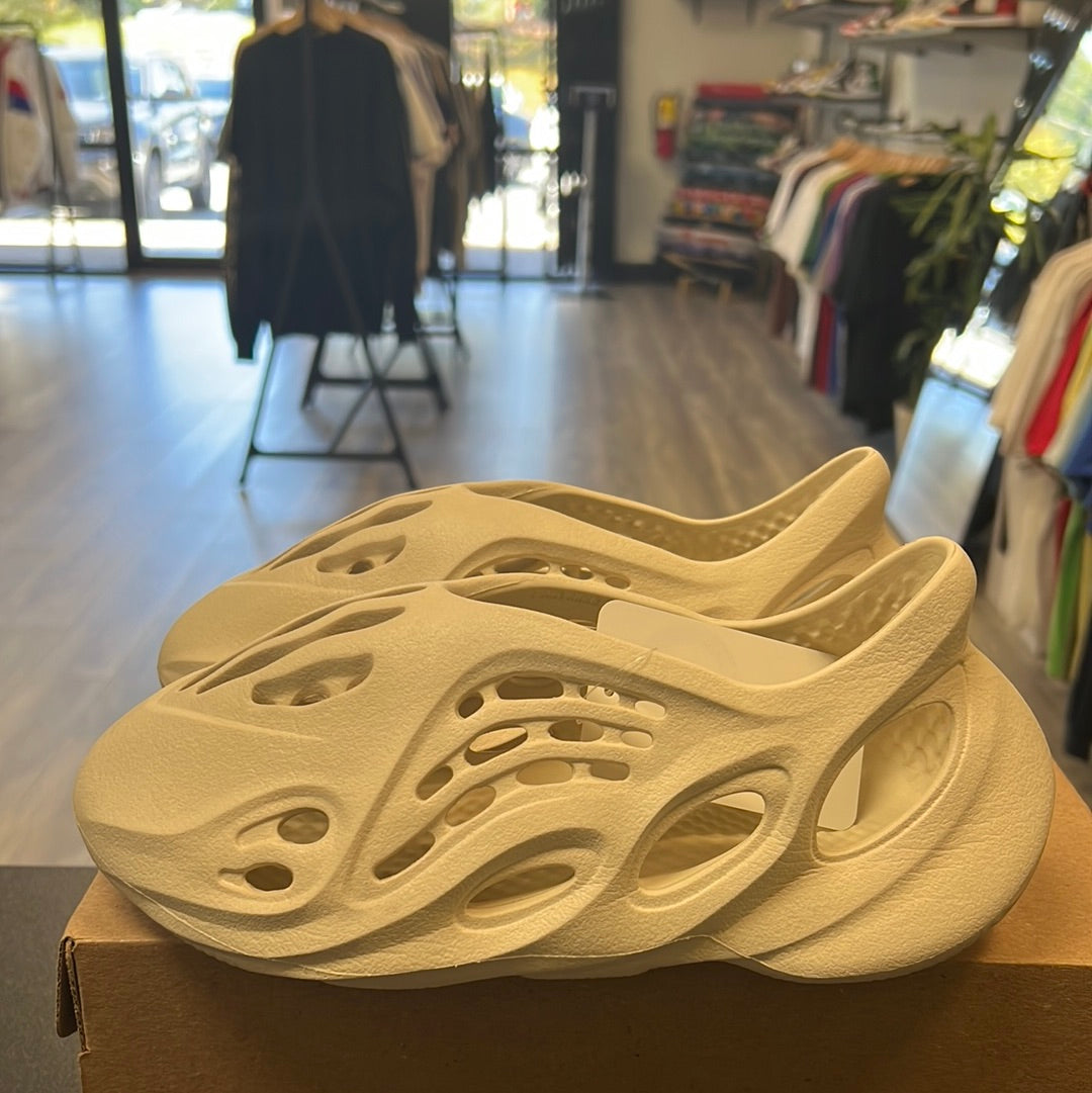 Sand Foam RNNR (USED) (GN STEALS)