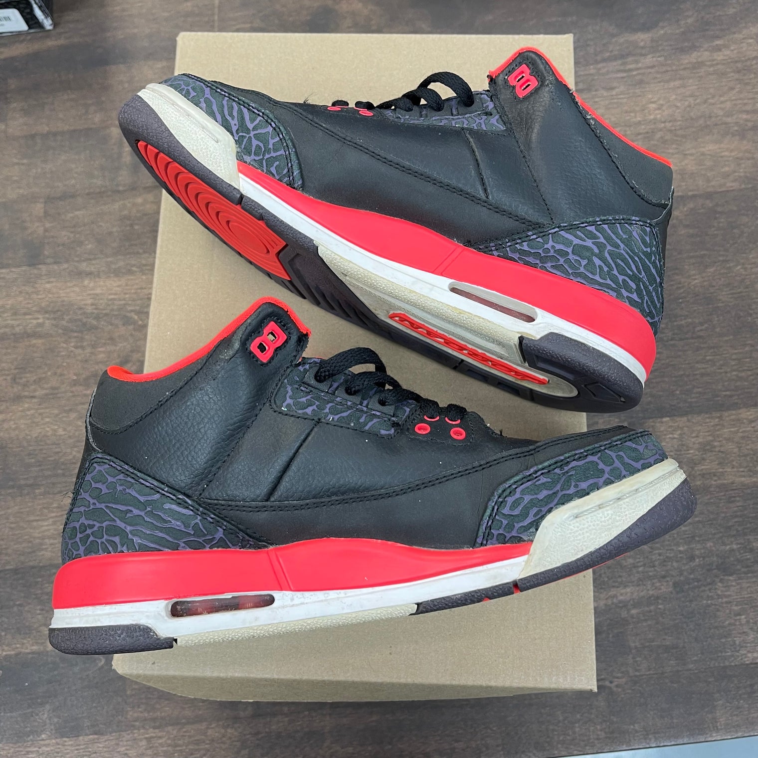 (GS) Crimson Jordan 3 (USED,NO BOX)