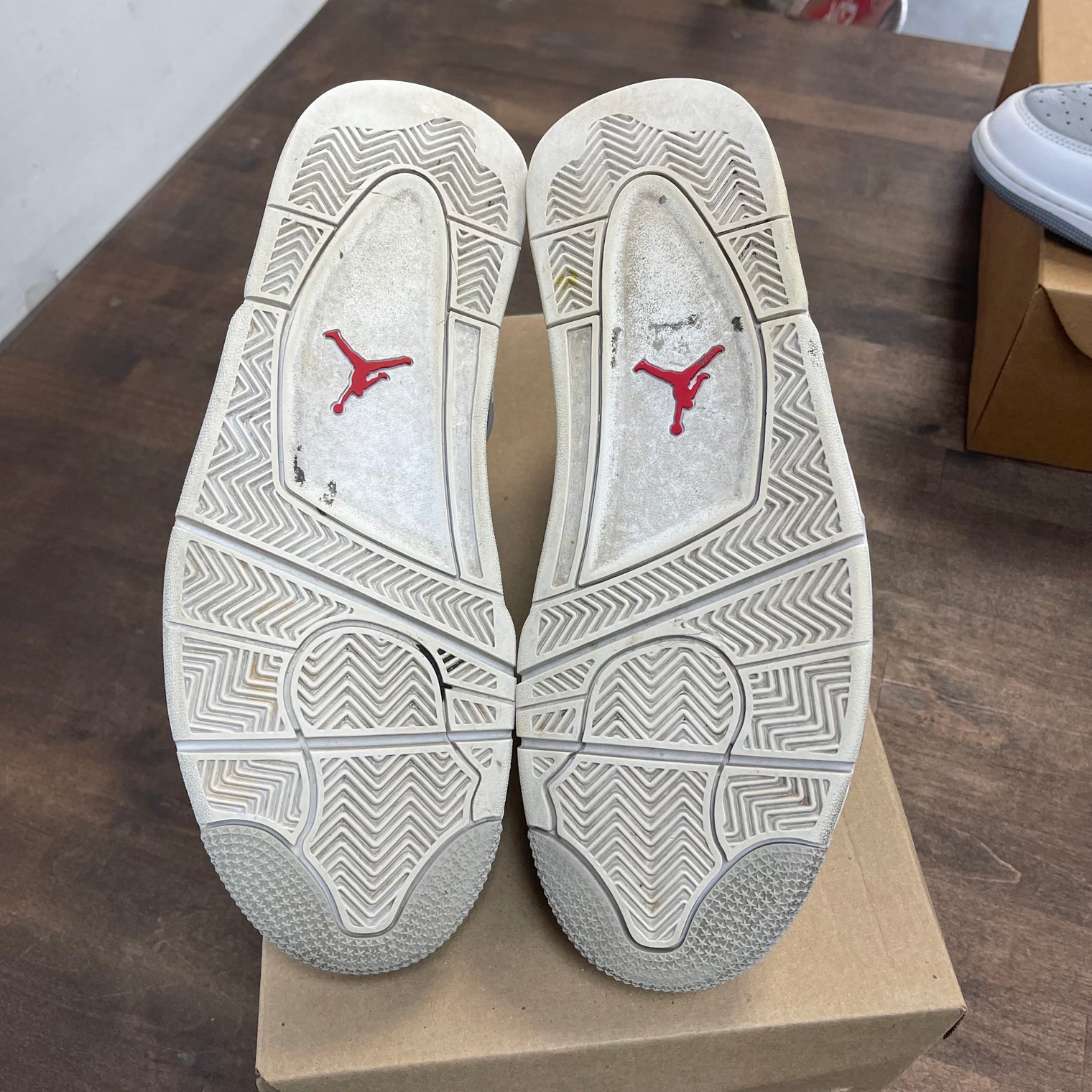 White Oreo Jordan 4 (USED, No Box)