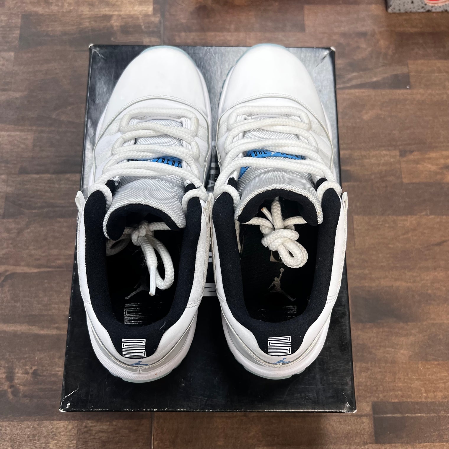 (GS) Legend Blue Jordan 11 Low (USED)