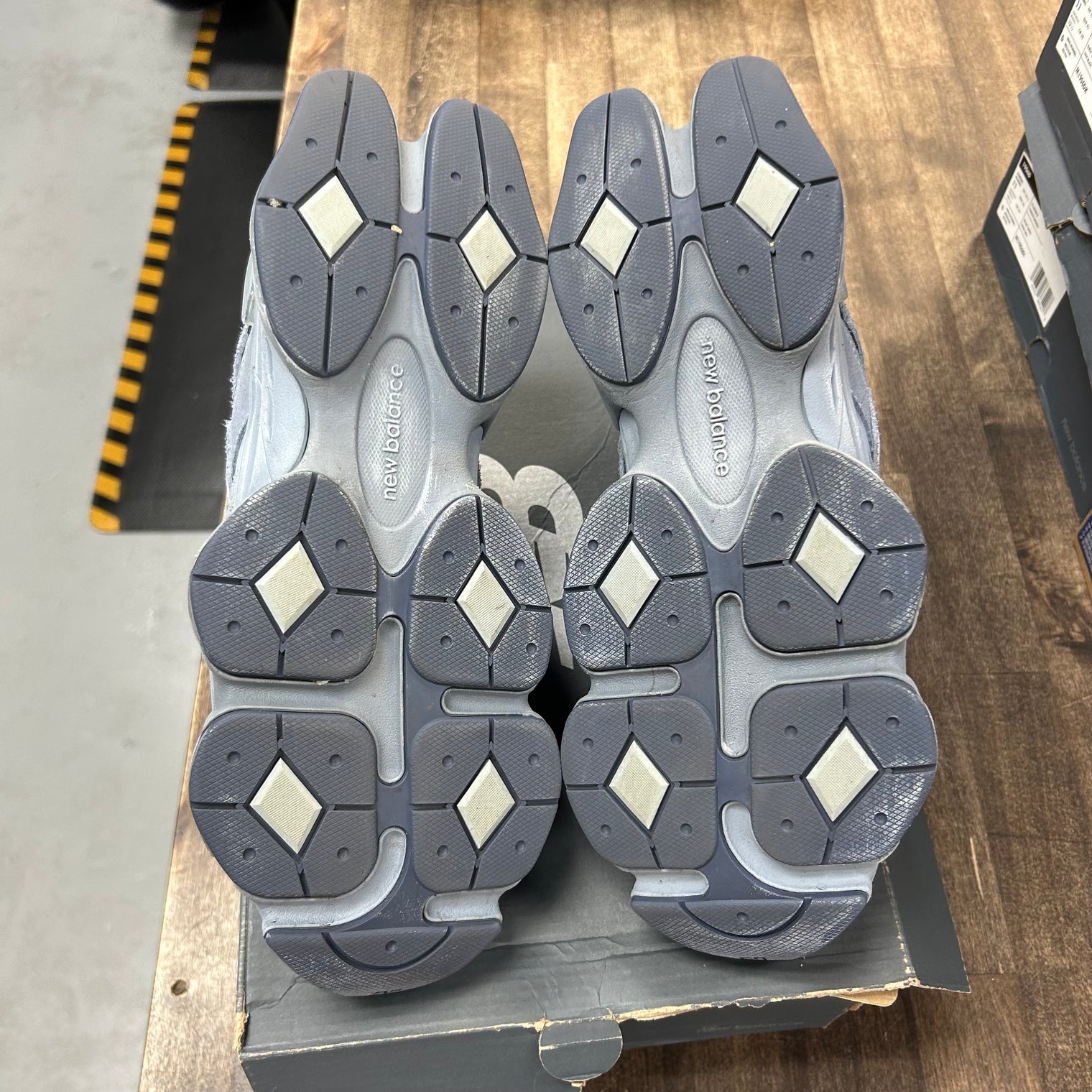 Vintage Indigo New Balance 9060 (USED)