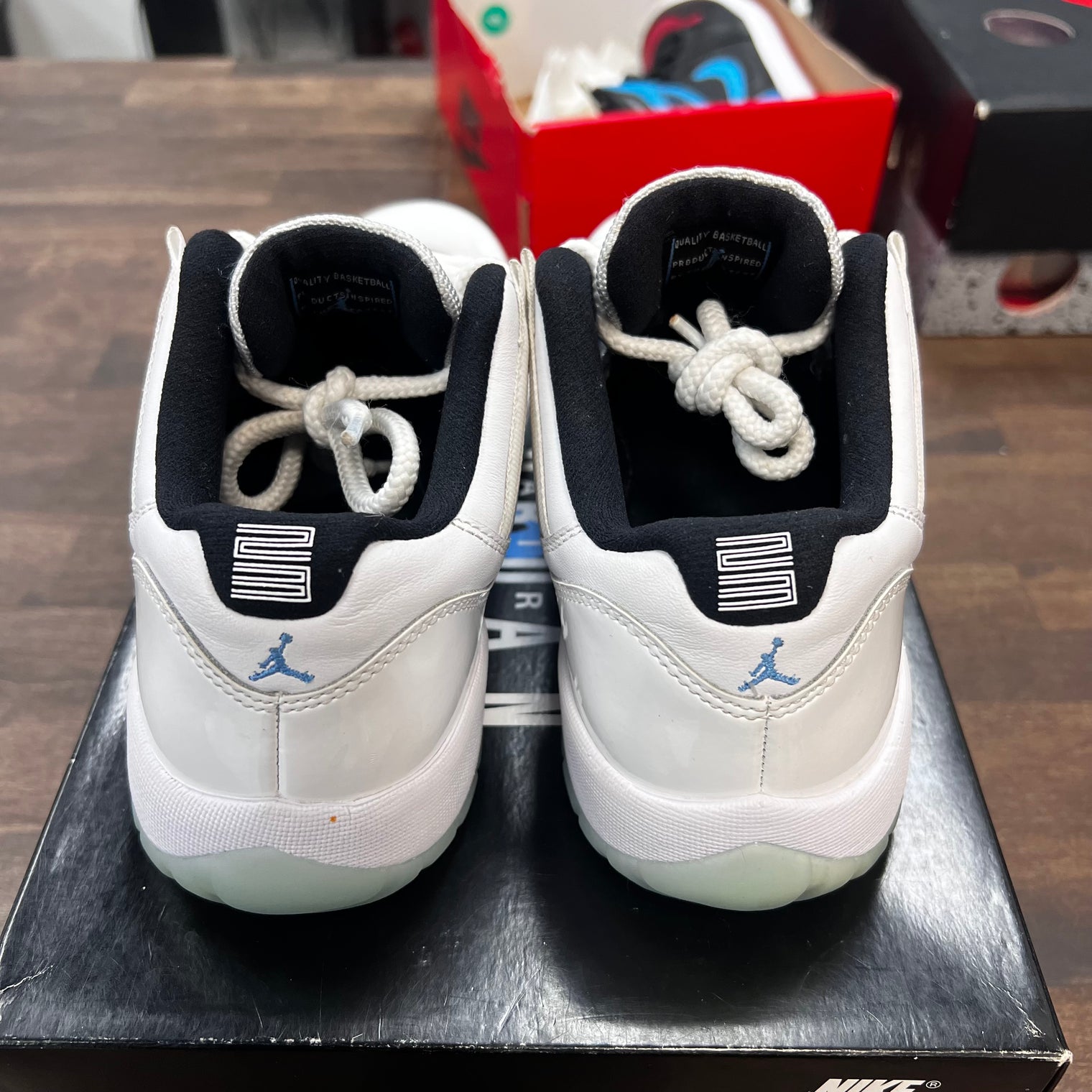 (GS) Legend Blue Jordan 11 Low (USED)